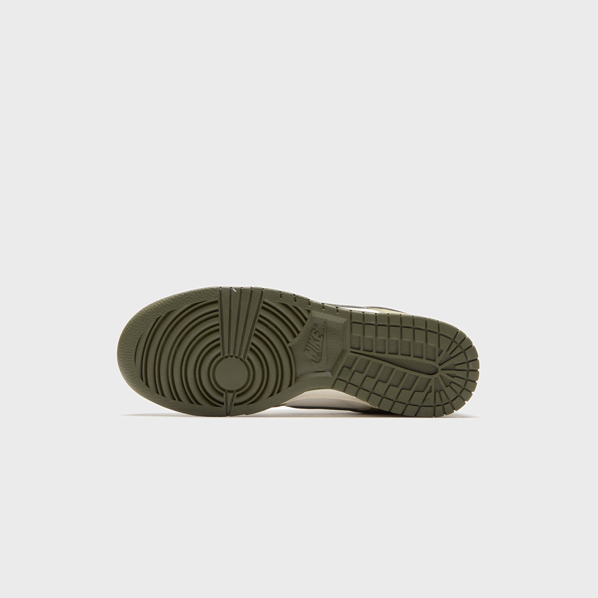 Nike Dunk Low Retro - Neutral Olive / Cargo Khaki / Phantom