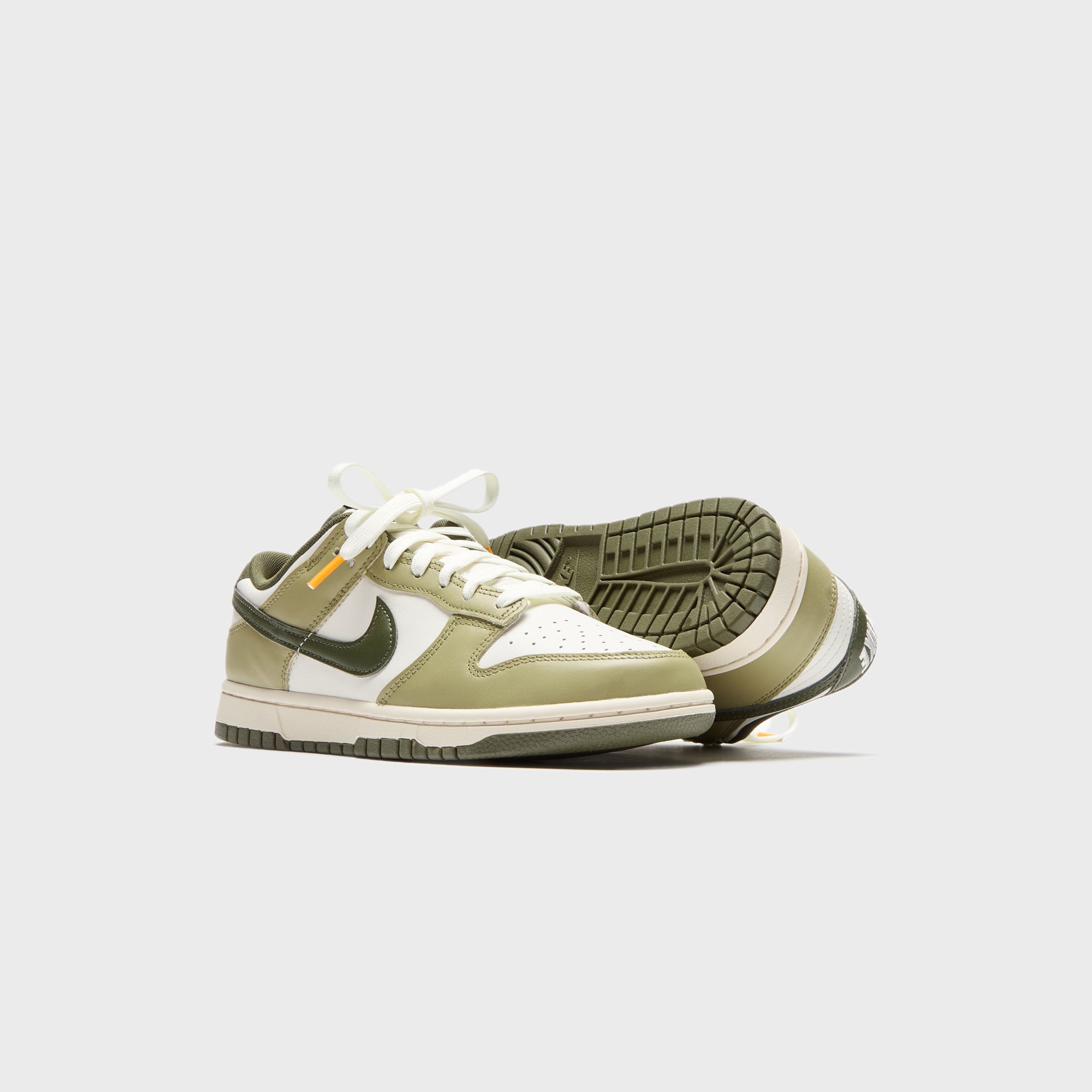 Nike Dunk Low Retro - Neutral Olive / Cargo Khaki / Phantom
