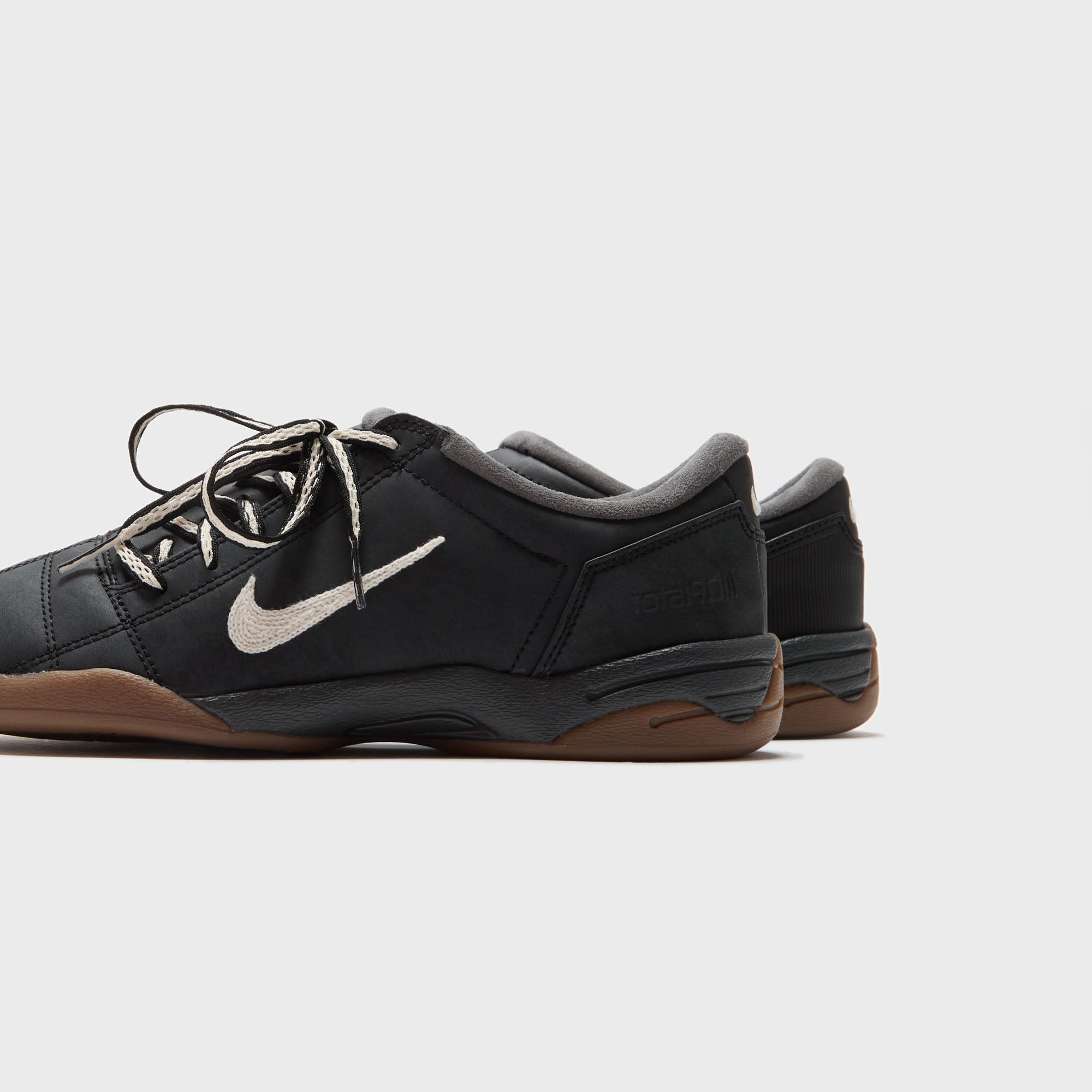 Nike WMNS T90 3 SP - Black / Coconut Milk / Gum Dark Brown