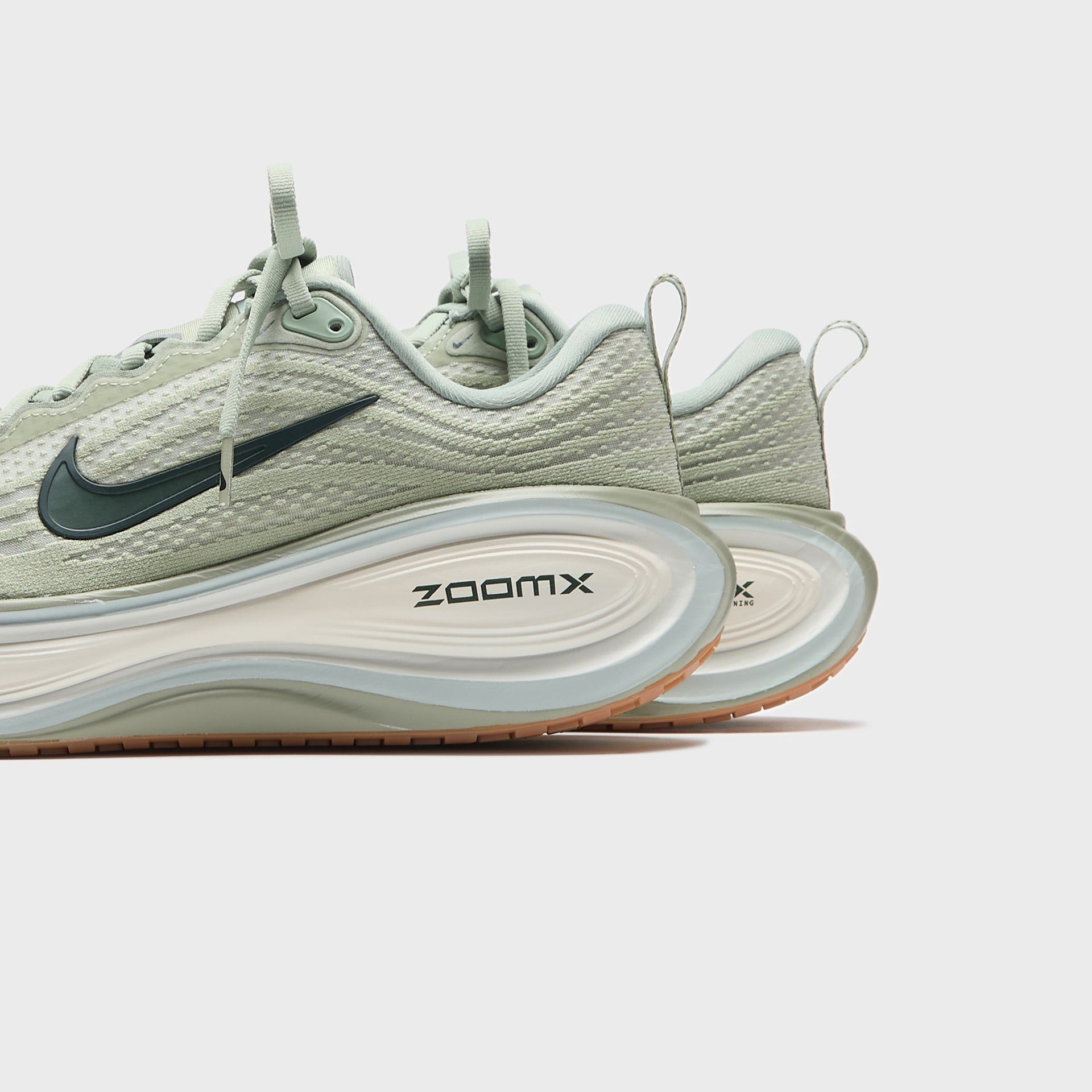 Nike Vomero Plus - Jade Horizon / Sail / Light Silver / Black Spruce