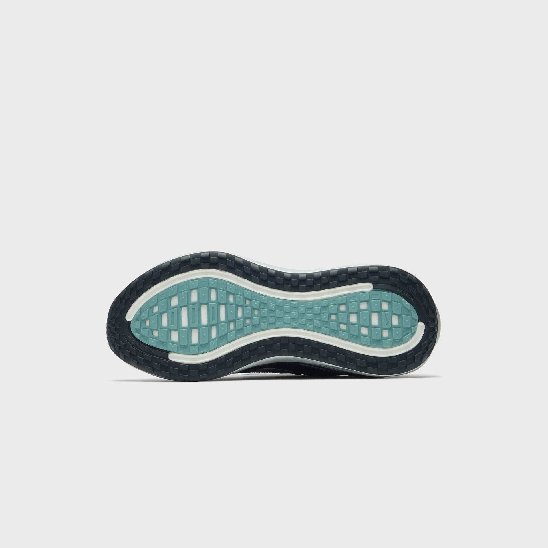 Nike Vomero Plus Anthracite - Reflect Silver / Cannon White