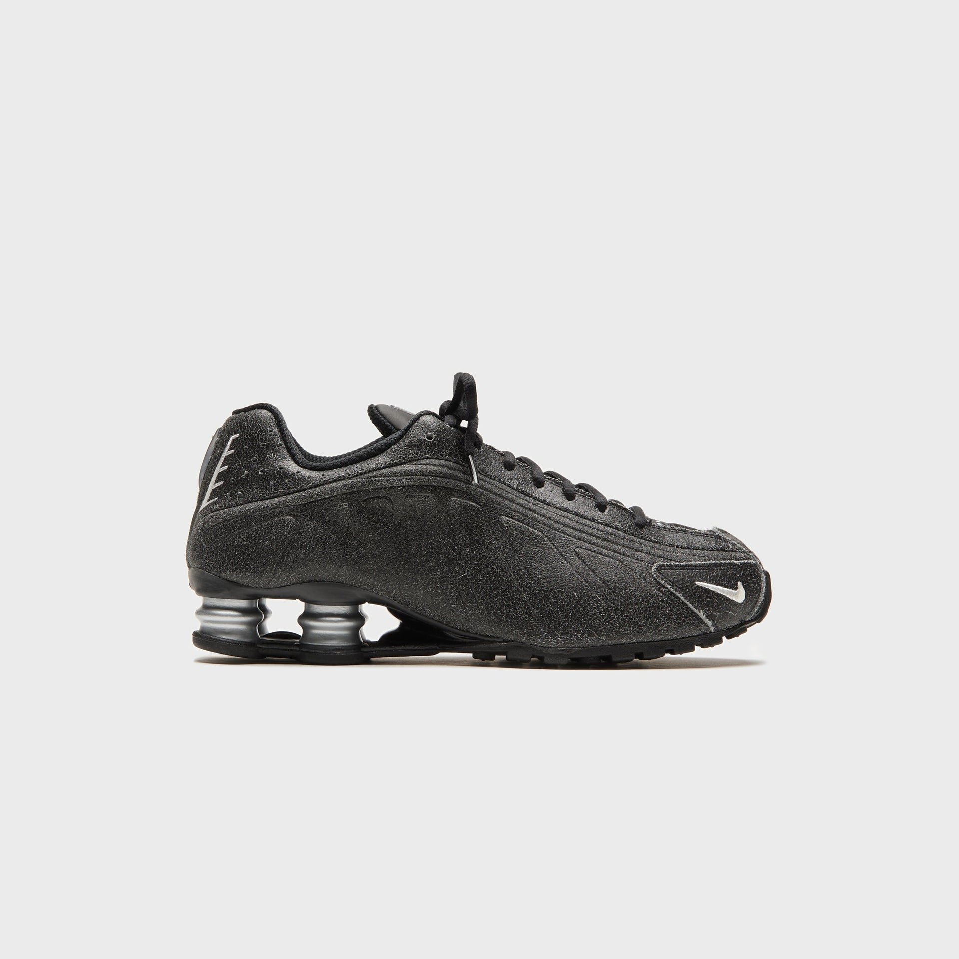 Nike Shox R4 - Black / Sail / Light Smoke Grey / Metallic Silver