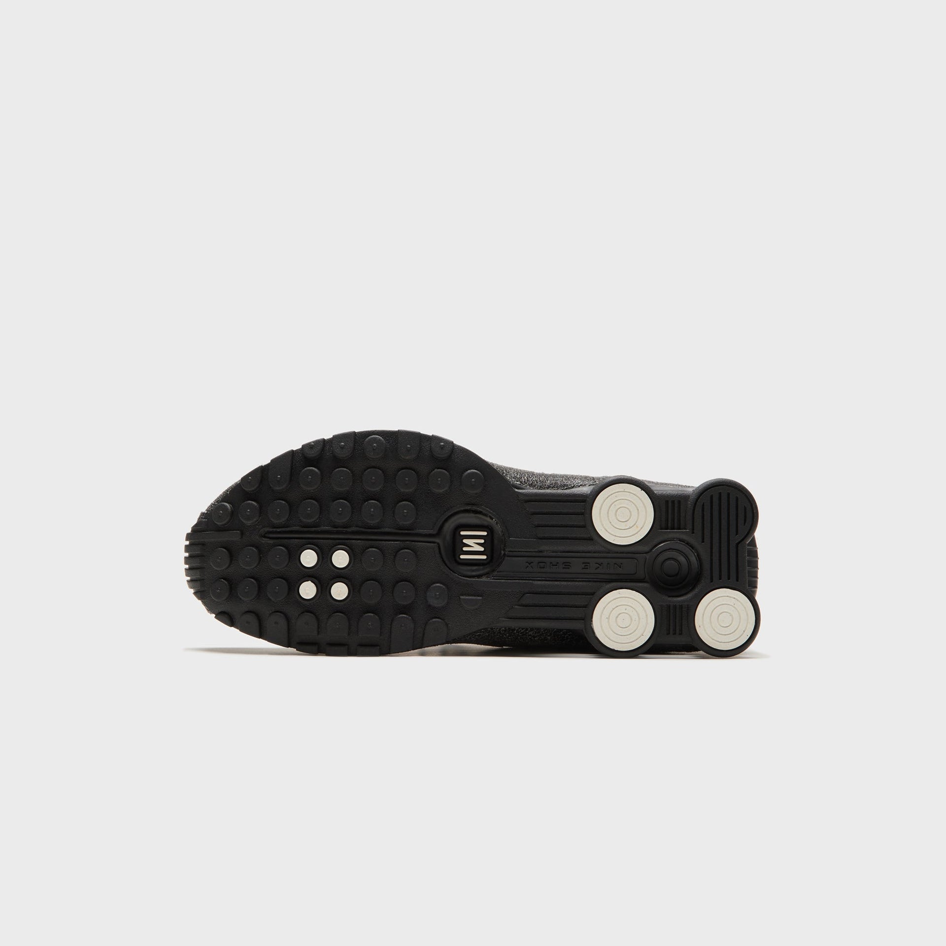 Nike Shox R4 - Black / Sail / Light Smoke Grey / Metallic Silver