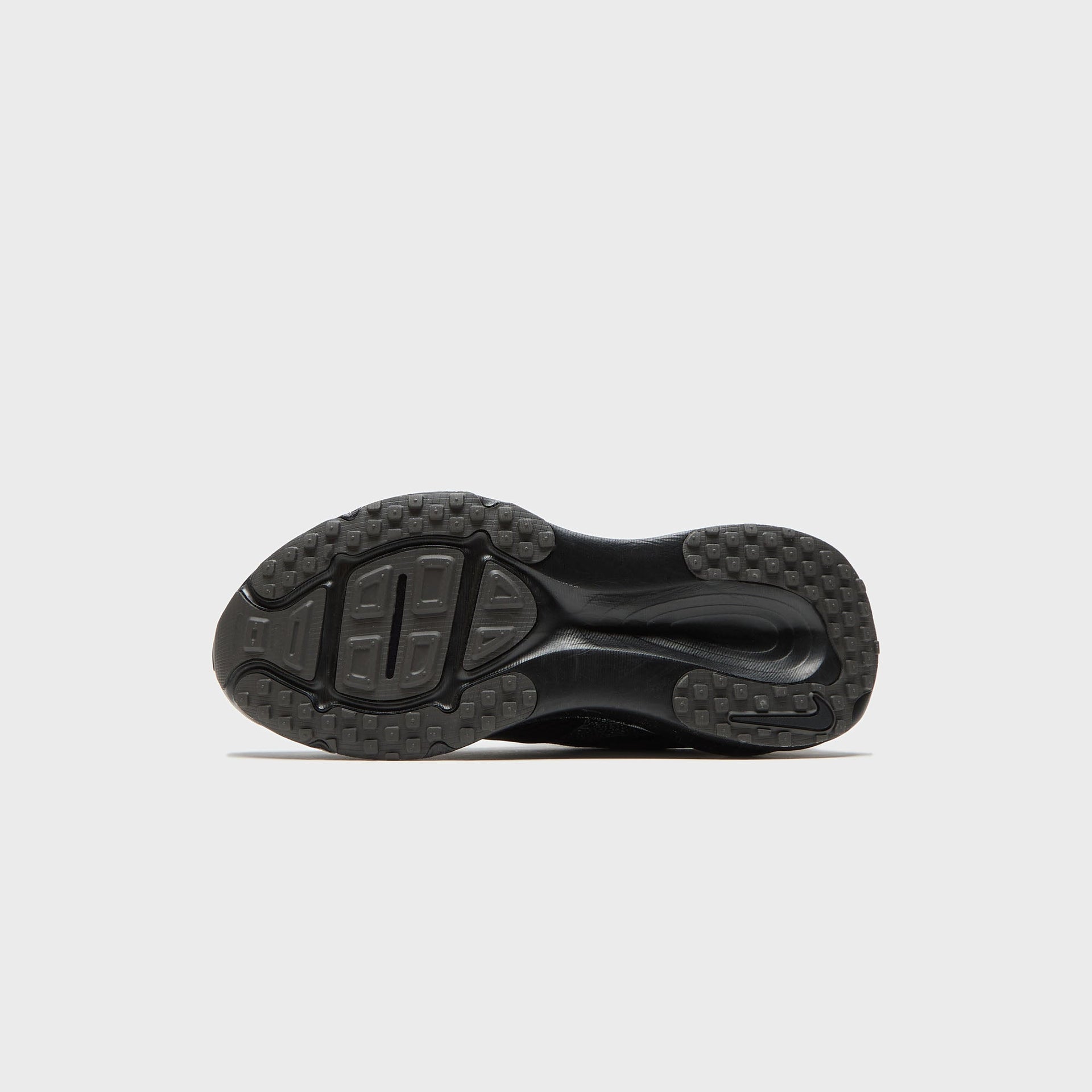 Nike Vomero 18 - Iron Grey / Light Smoke Grey / Black