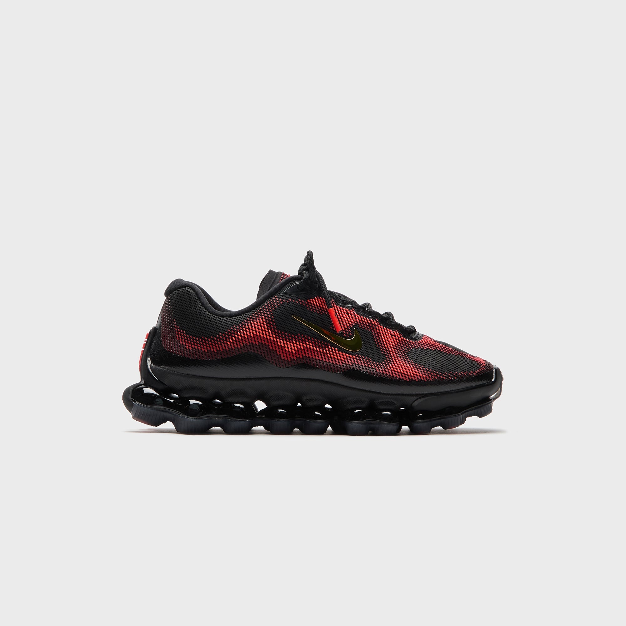 靴 NIKE Liquid Max Bright Chrimson and Fire Nike Air Liquid Max - Bright Crimson / Fire Red – Kith