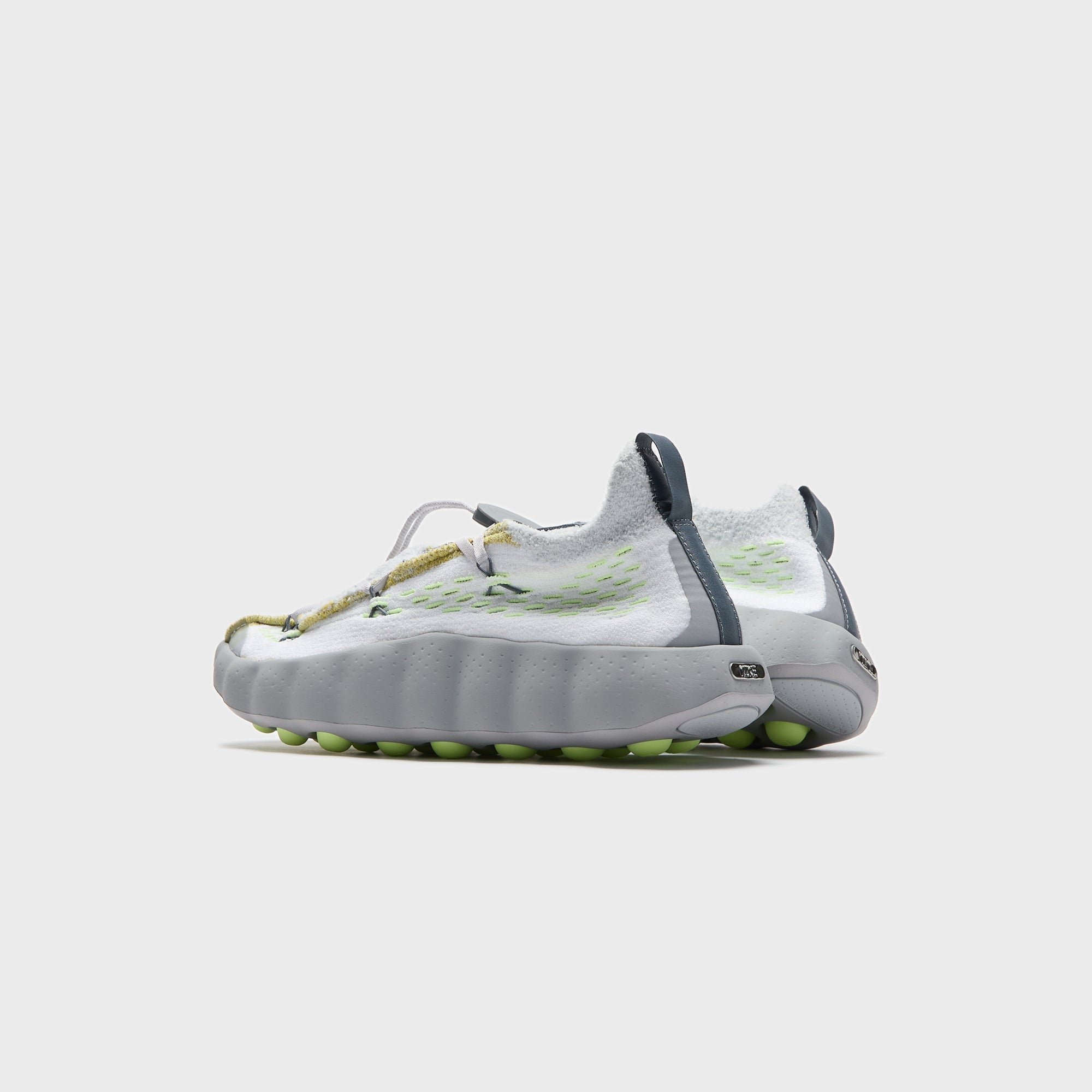Nike Mind 002 Flyknit - White / Dark Grey / Pure Platinum / Wolf