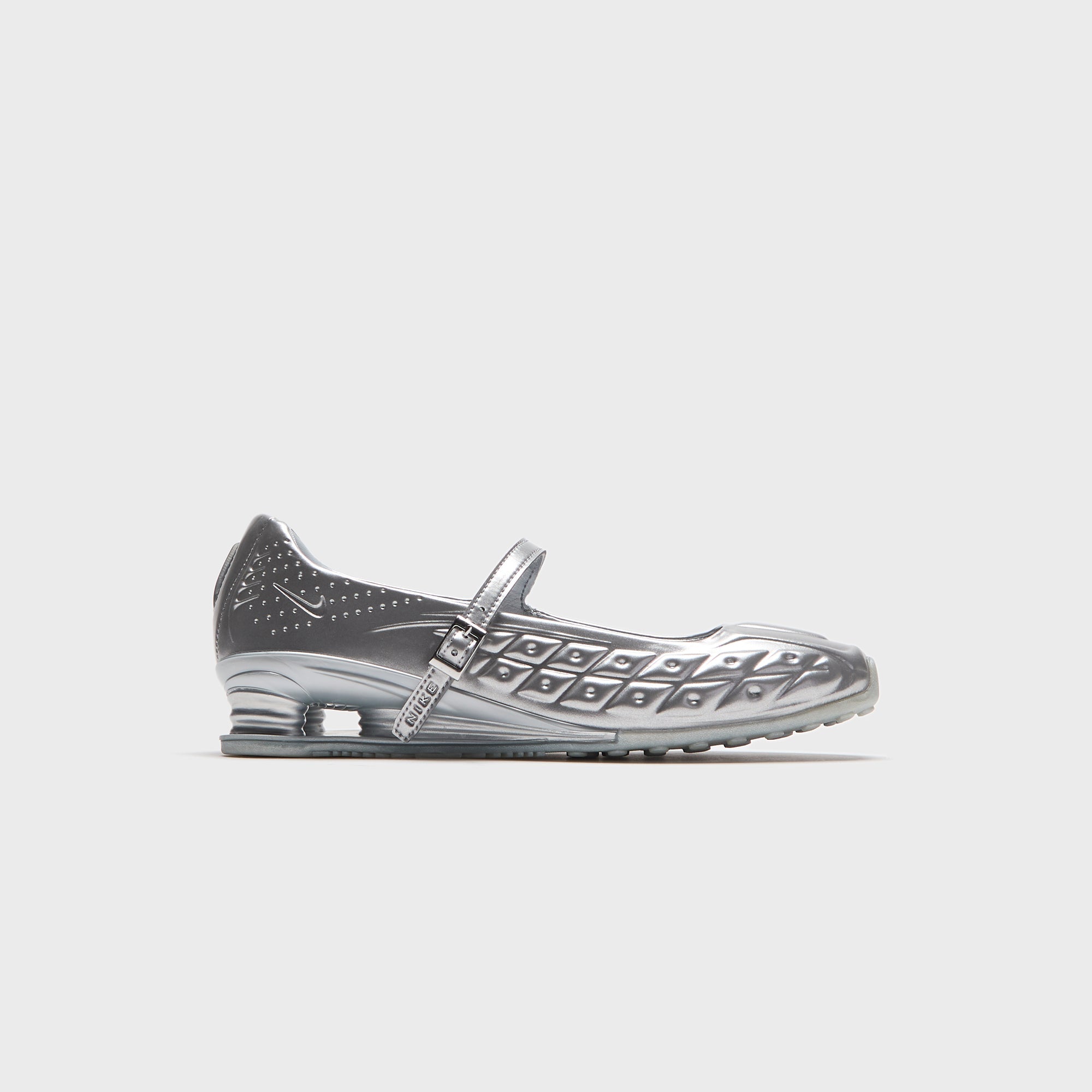 Nike WMNS Shox Z Callistra - Metallic Silver – Kith