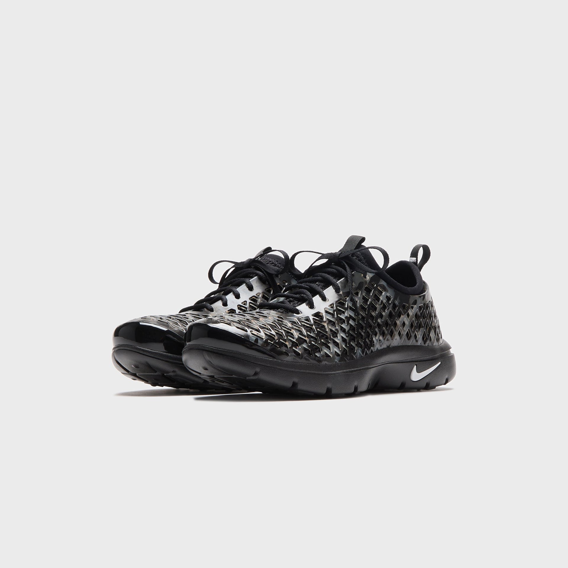 Nike WMNS Rejuven8 Run - Black / White