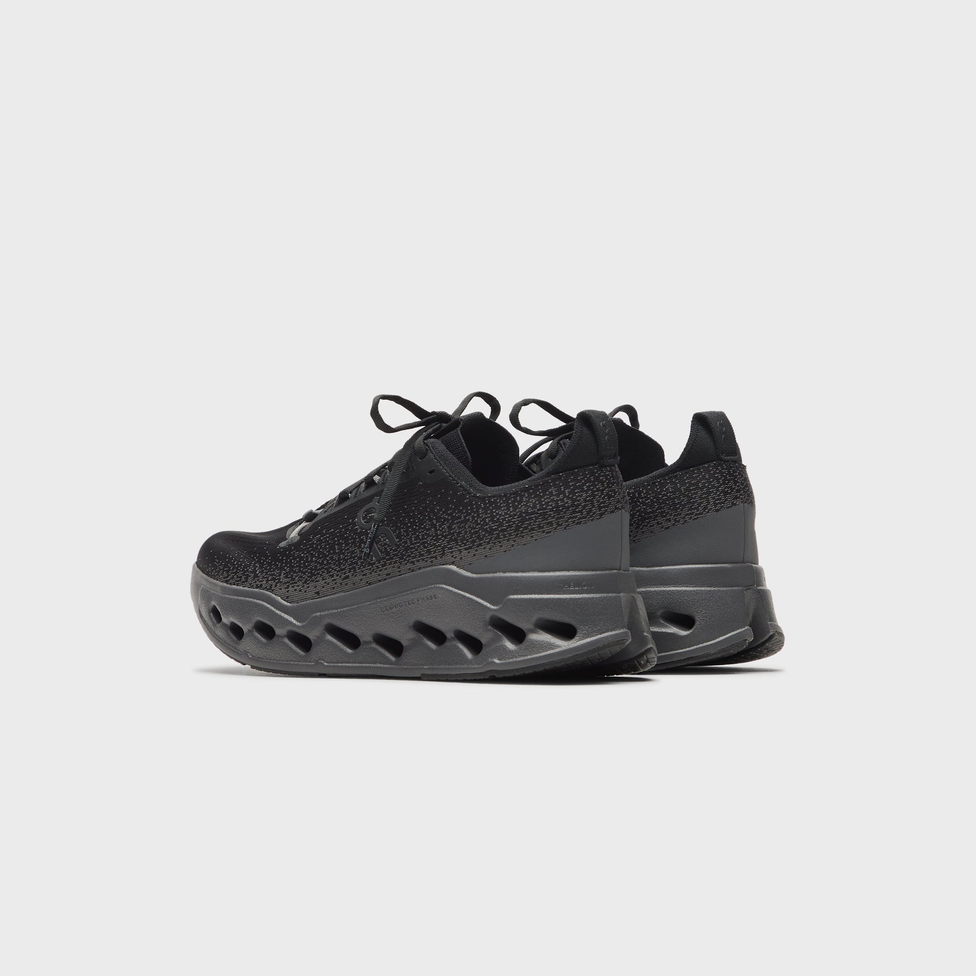 On Running WMNS Cloudsurfer Max - Black / Eclipse