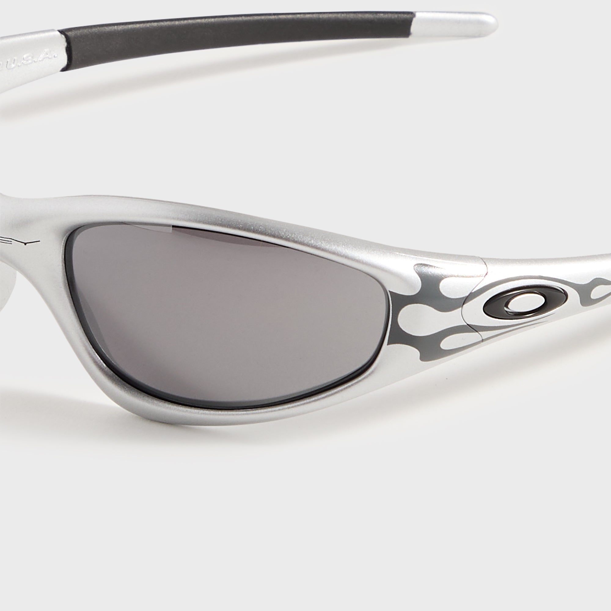 SATISFY® Oakley® Straight Jacket®