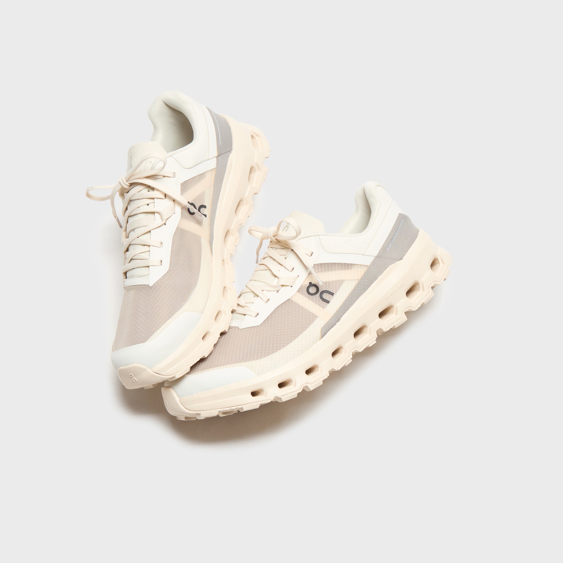 On Running WMNS Cloudvista 2 - Cream / Desert