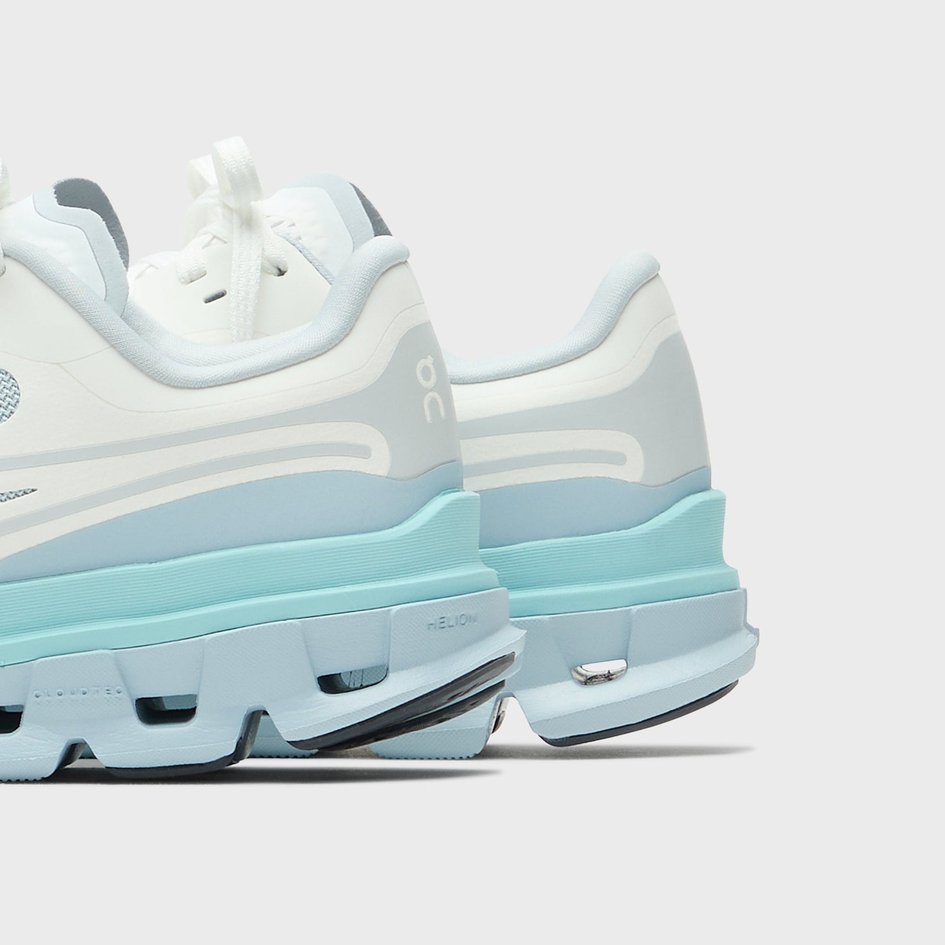 On Running Cloudflow 5 AD - Hail / White