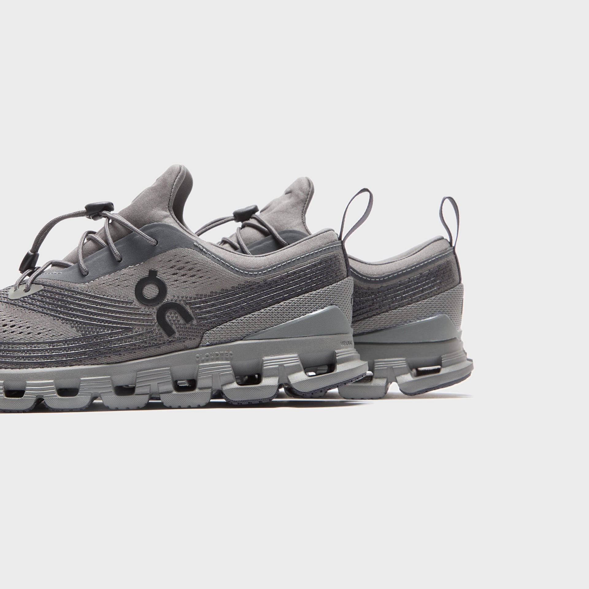 On Running WMNS Cloud X Z5 1 - Asphalt / Iron