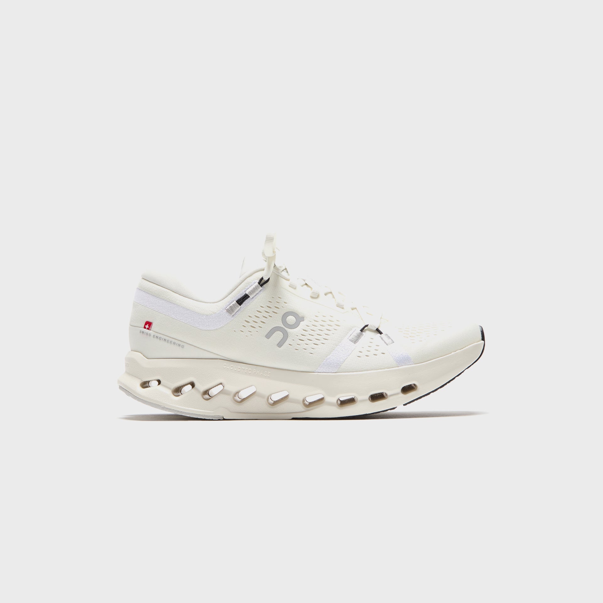 On Running WMNS Cloudsurfer 2 - Ivory