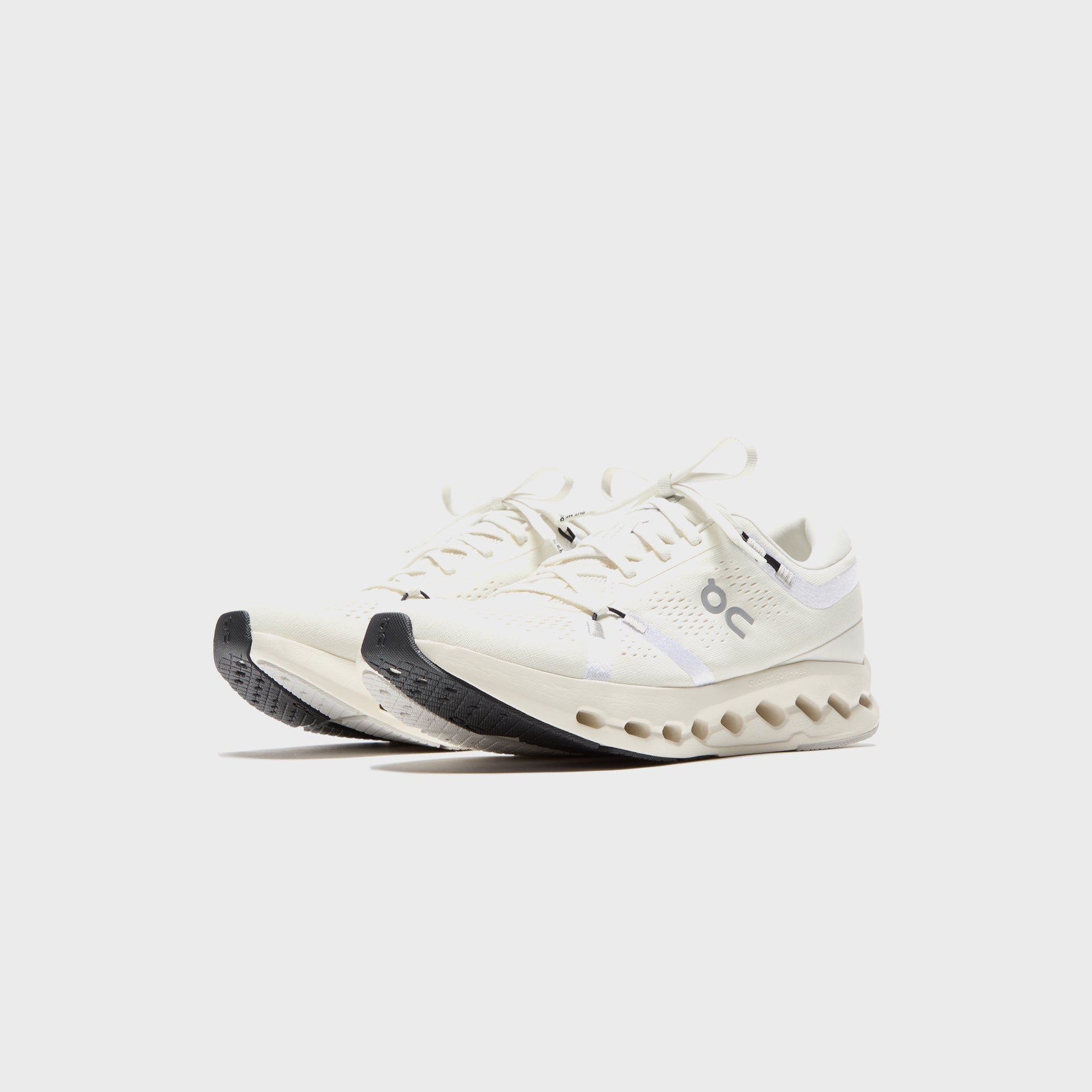 On Running WMNS Cloudsurfer 2 - Ivory