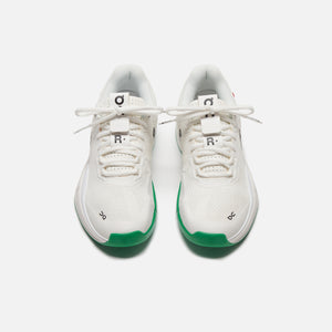 On Running The Roger Pro Exclusive - White / Mint