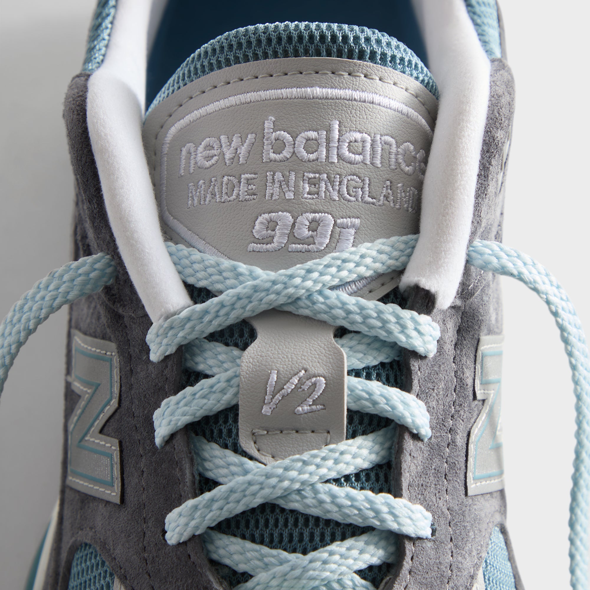 Kith & New Balance Made in UK 991V2 - Asphalt / Lead Kith & New Balance Made in UK 991V2 - Asphalt / Lead