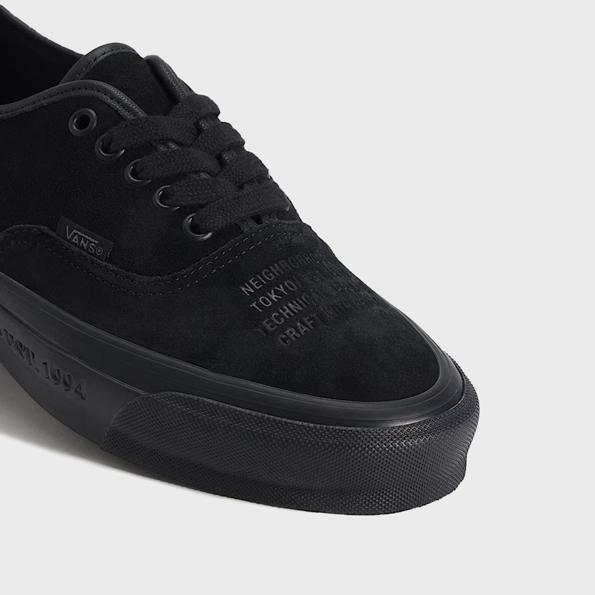 VANS x NEIGHBORHOOD OTW Authentic 44 - Black