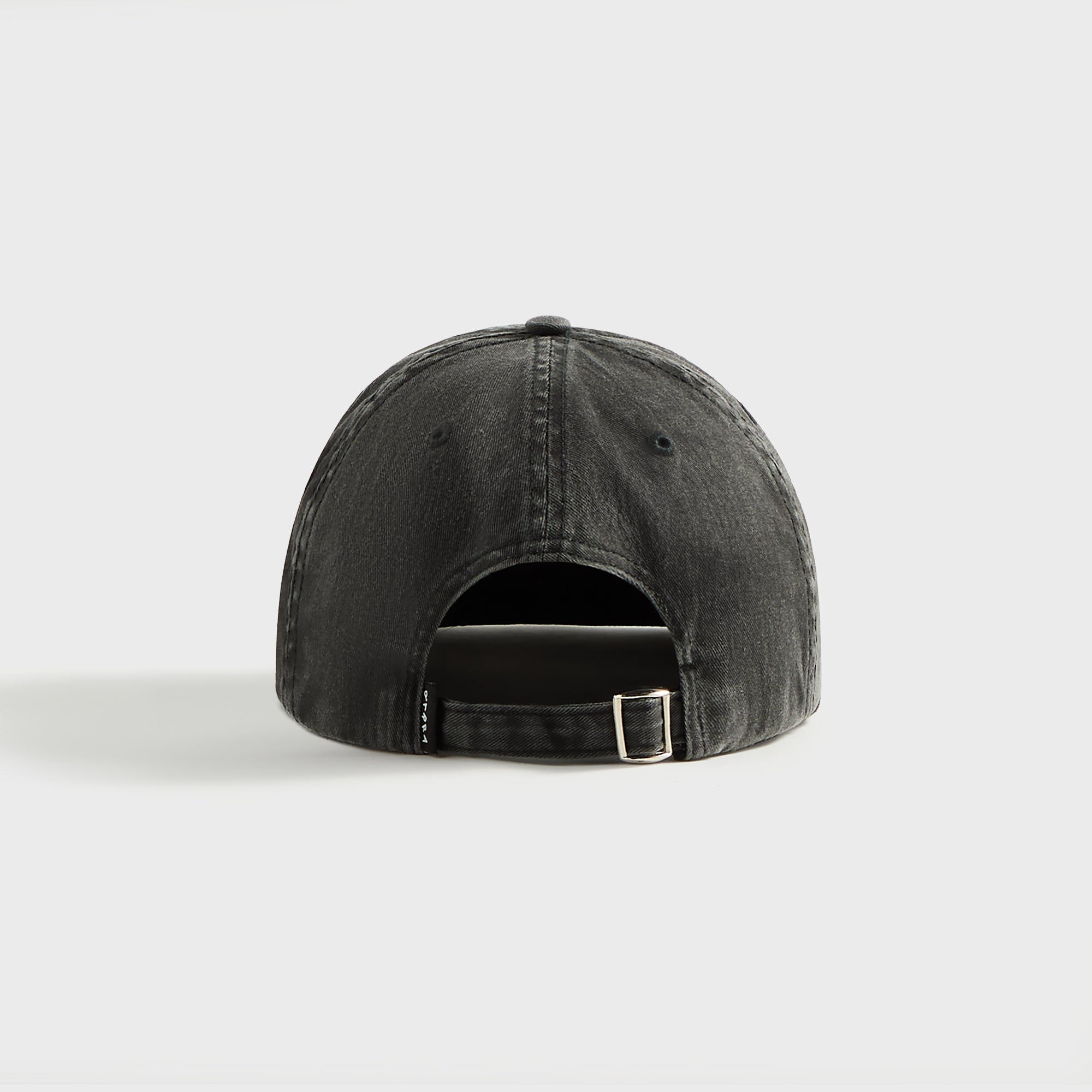 KITH ホワイト ブラック キャップ 新作　完売品　6パネル　cap PA52170-FRONT_grande.jpg?v=