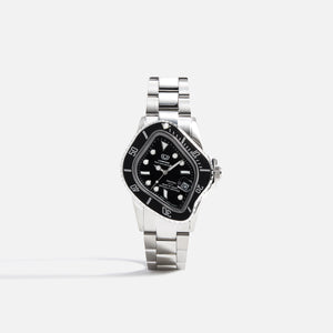 LAARVEE Silver Precision Steel - Black Bezel / Black Dial