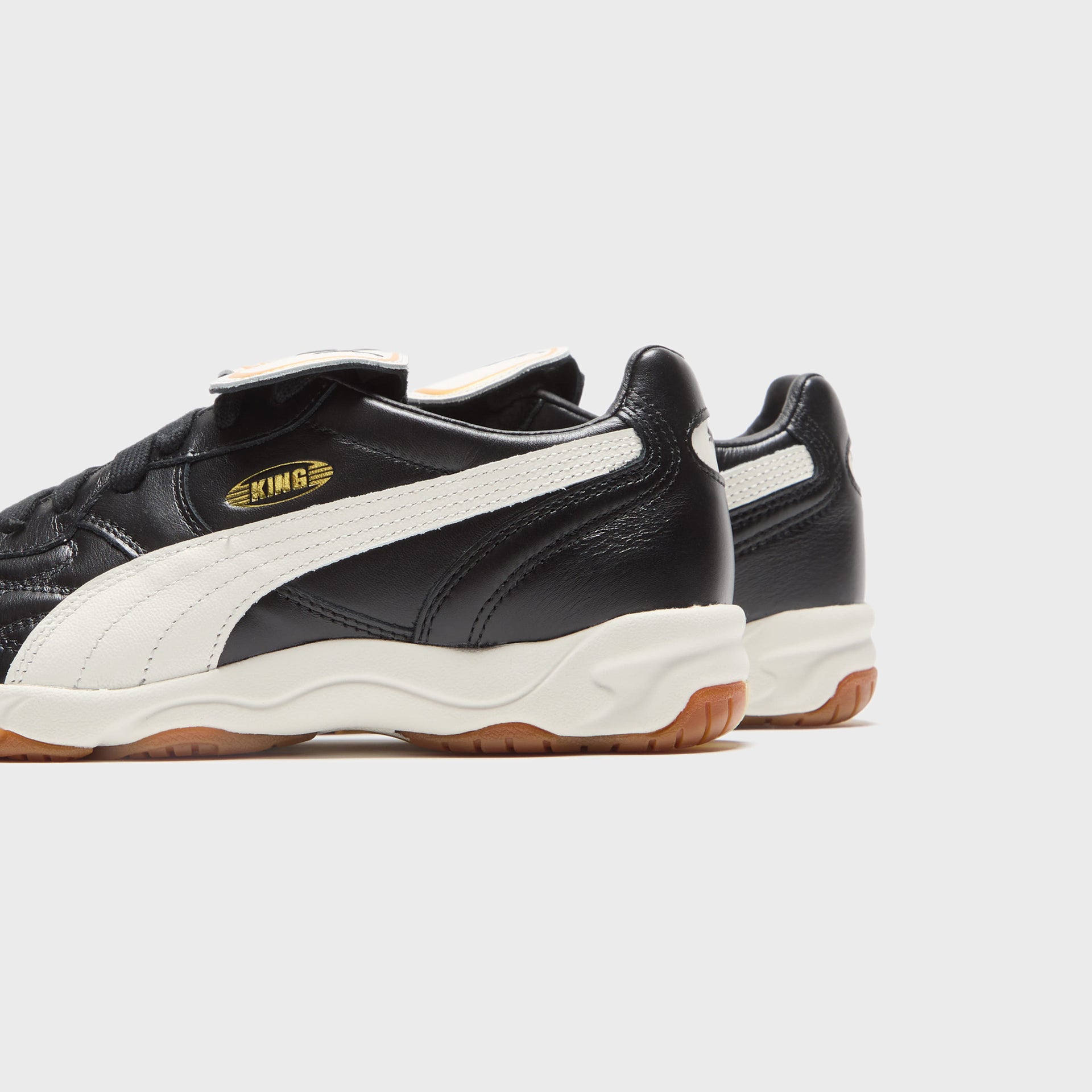 Puma King Indoor - Black