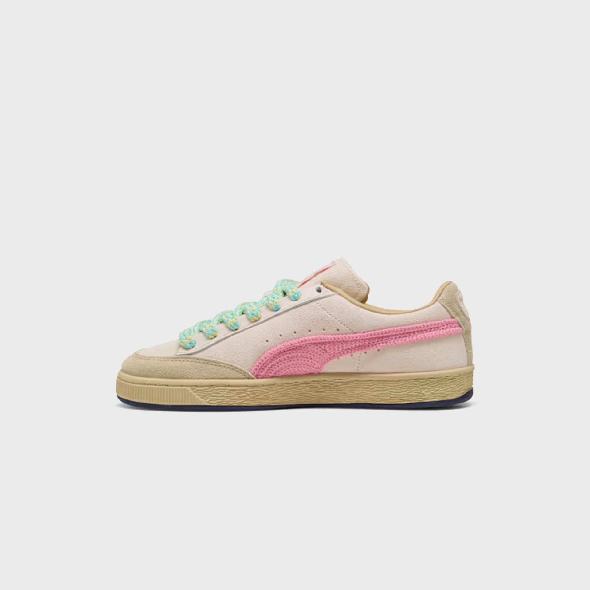 PUMA x NAHMIAS Suede Crochet - Jasmine Flower / Pink Pixel / Canvas