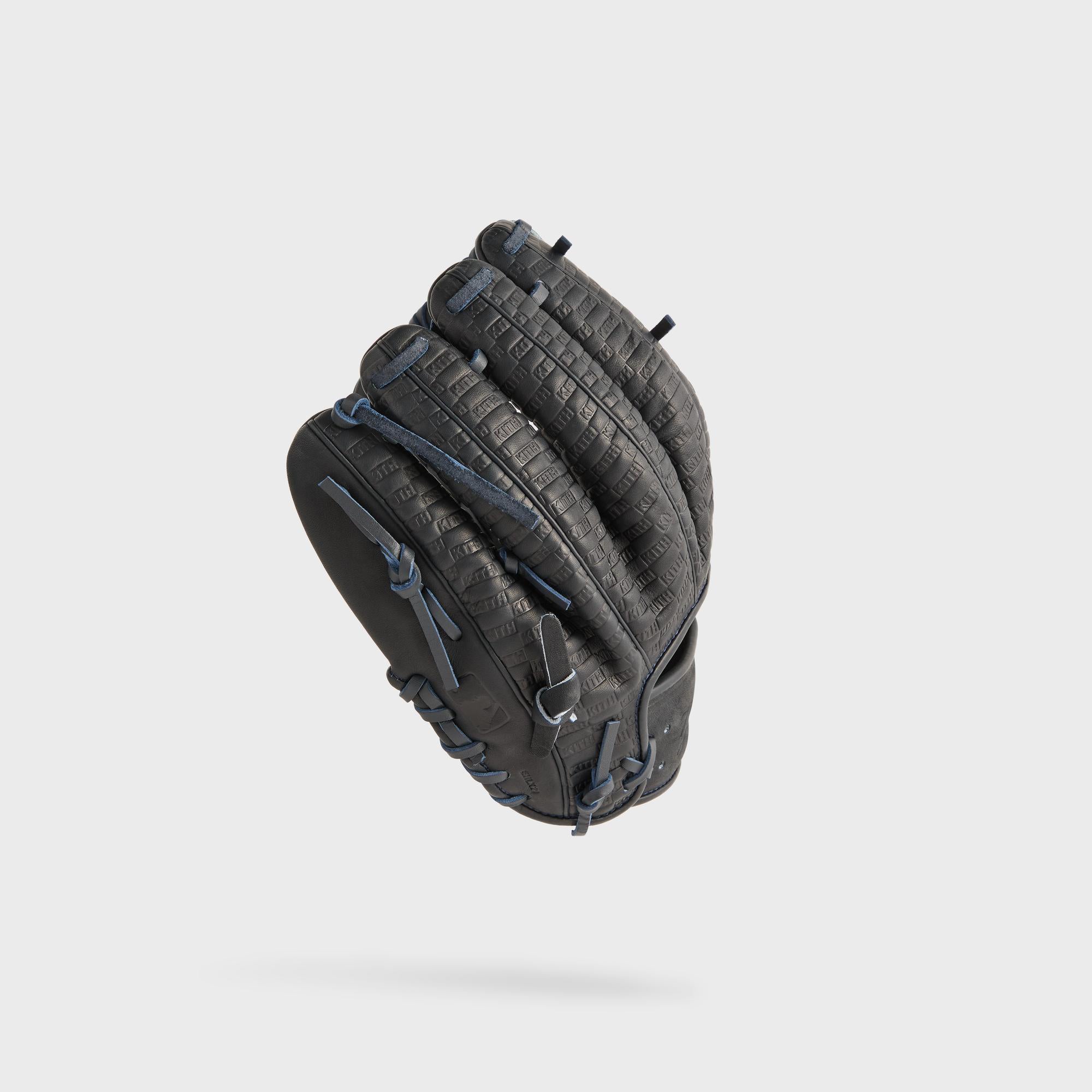 Kith & Rawlings for the New York Yankees Heart of the Hide Glove - Nav