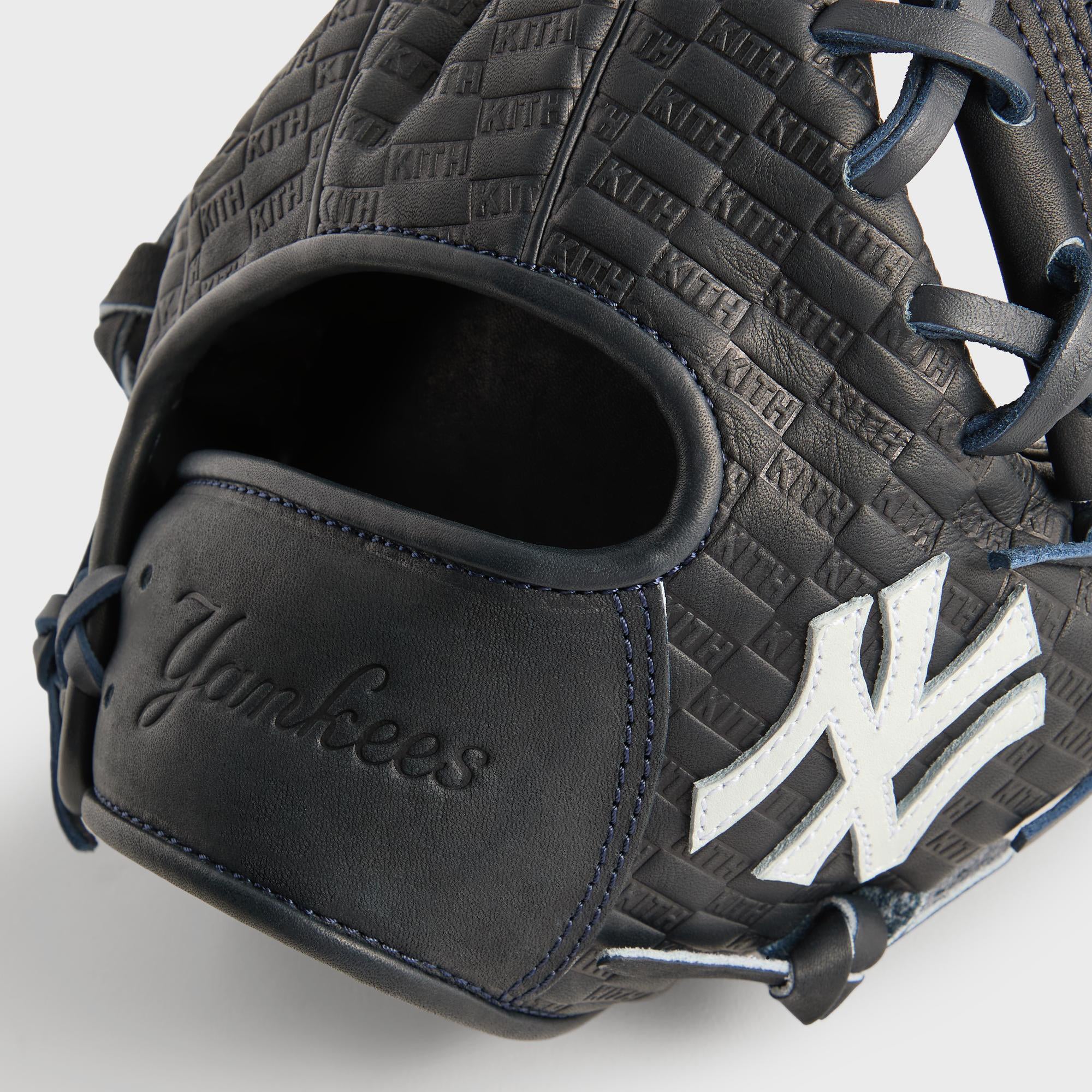 Kith & Rawlings　ニューヨーク ヤンキース グローブ Kith & Rawlings for the New York Yankees Heart of the Hide Glove - Tan