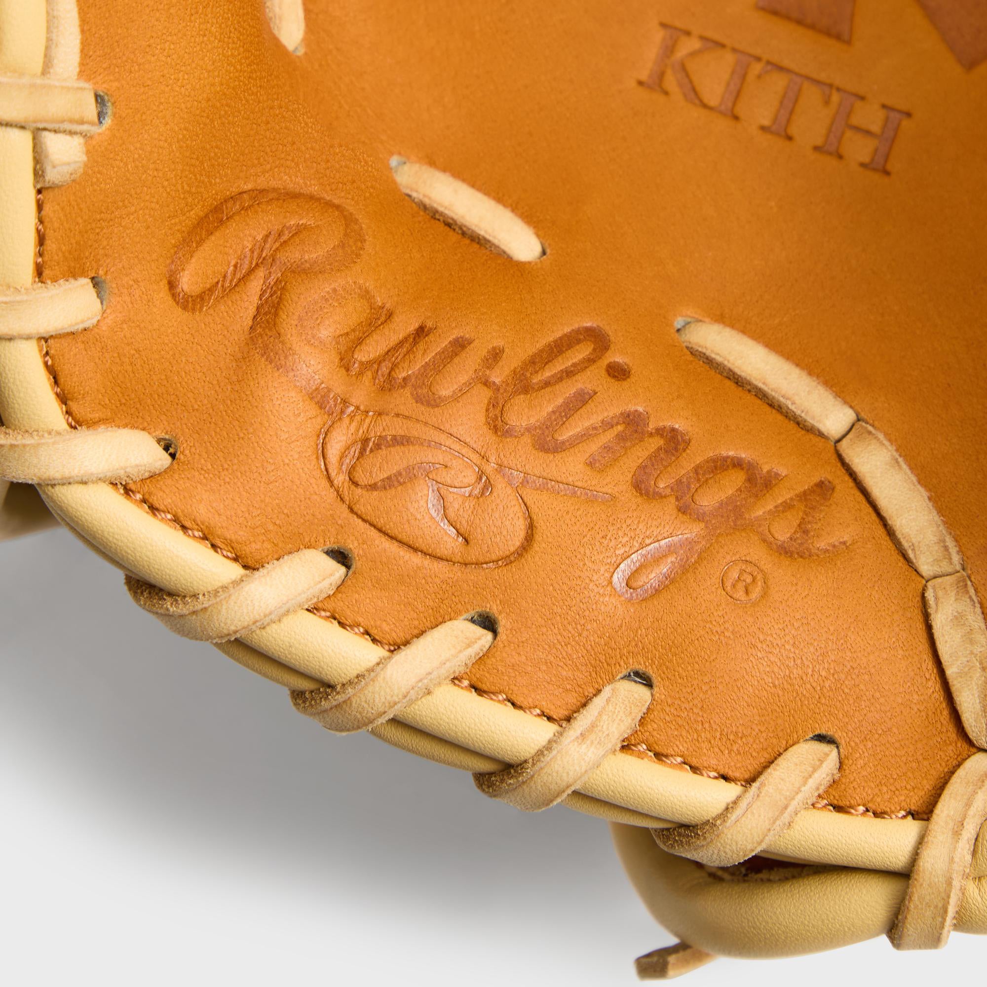 Kith & Rawlings for the New York Yankees Heart of the Hide Glove - Tan