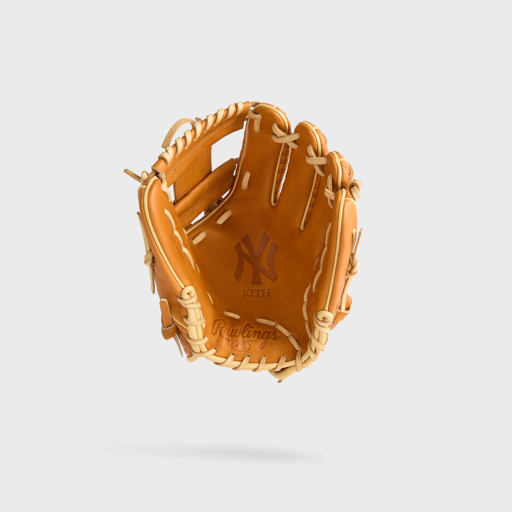Kith & Rawlings　ニューヨーク ヤンキース グローブ Kith & Rawlings for the New York Yankees Heart of the Hide Glove - Tan