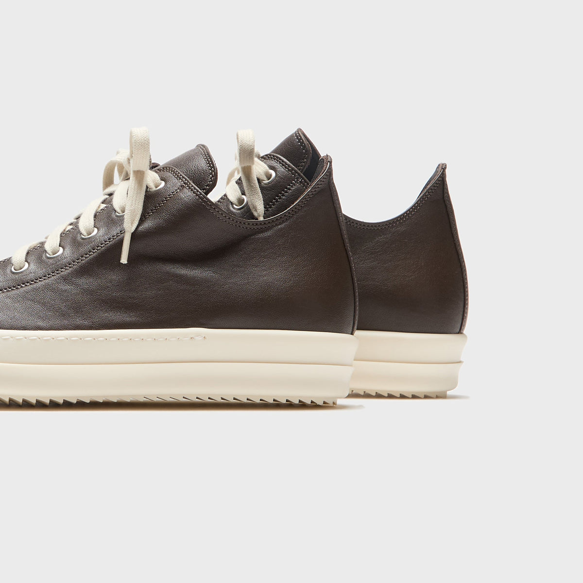 Rick Owens Low Sneaks - Grease/ Milk / Milk Runway