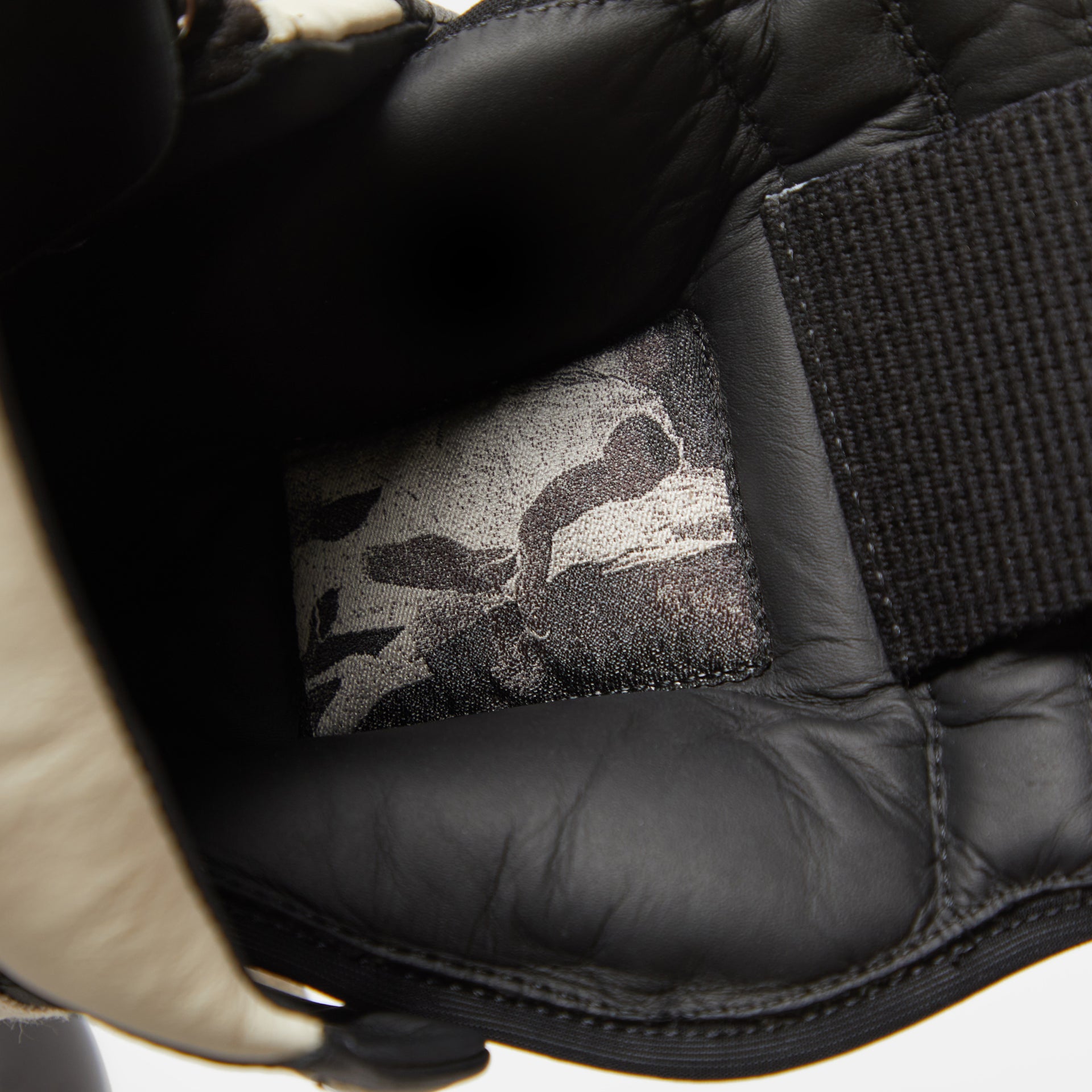 Rick Owens Mega Bumper Geobasket - Black / Milk