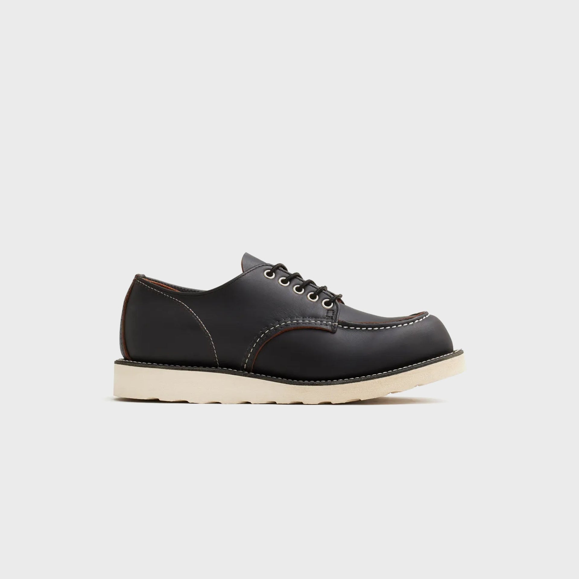 Shop Moc Oxford Black Prairie