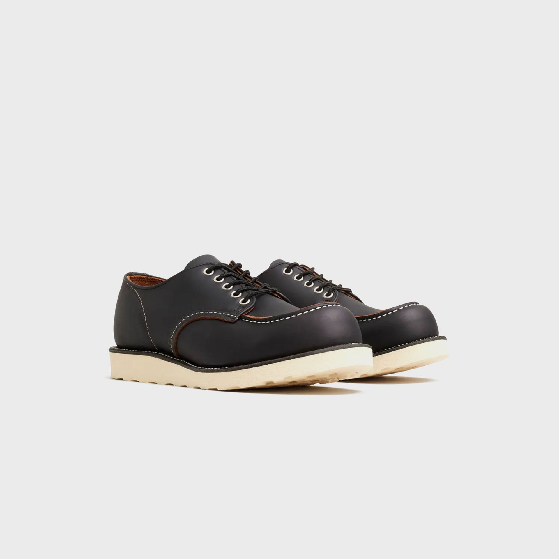 Shop Moc Oxford Black Prairie
