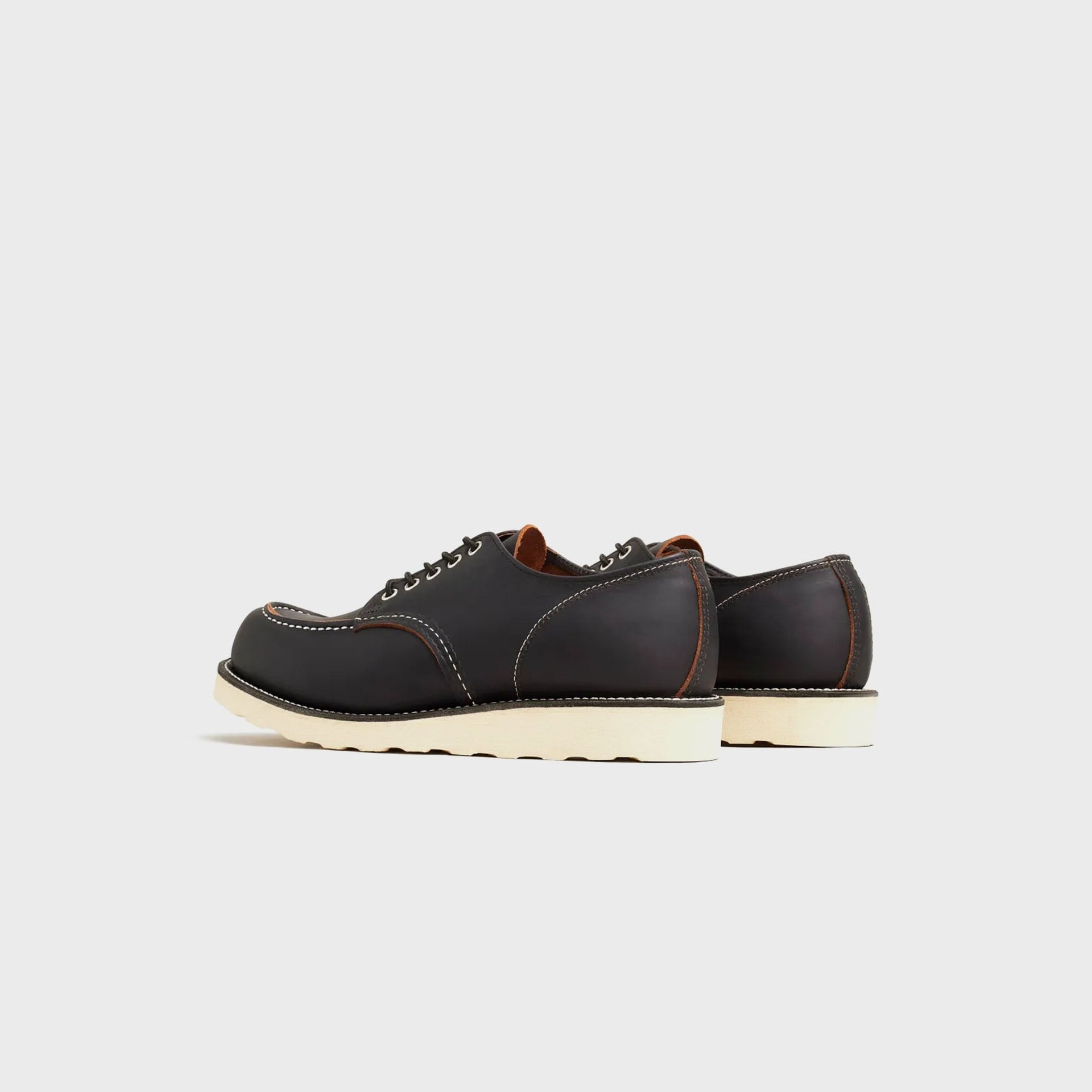 Shop Moc Oxford Black Prairie