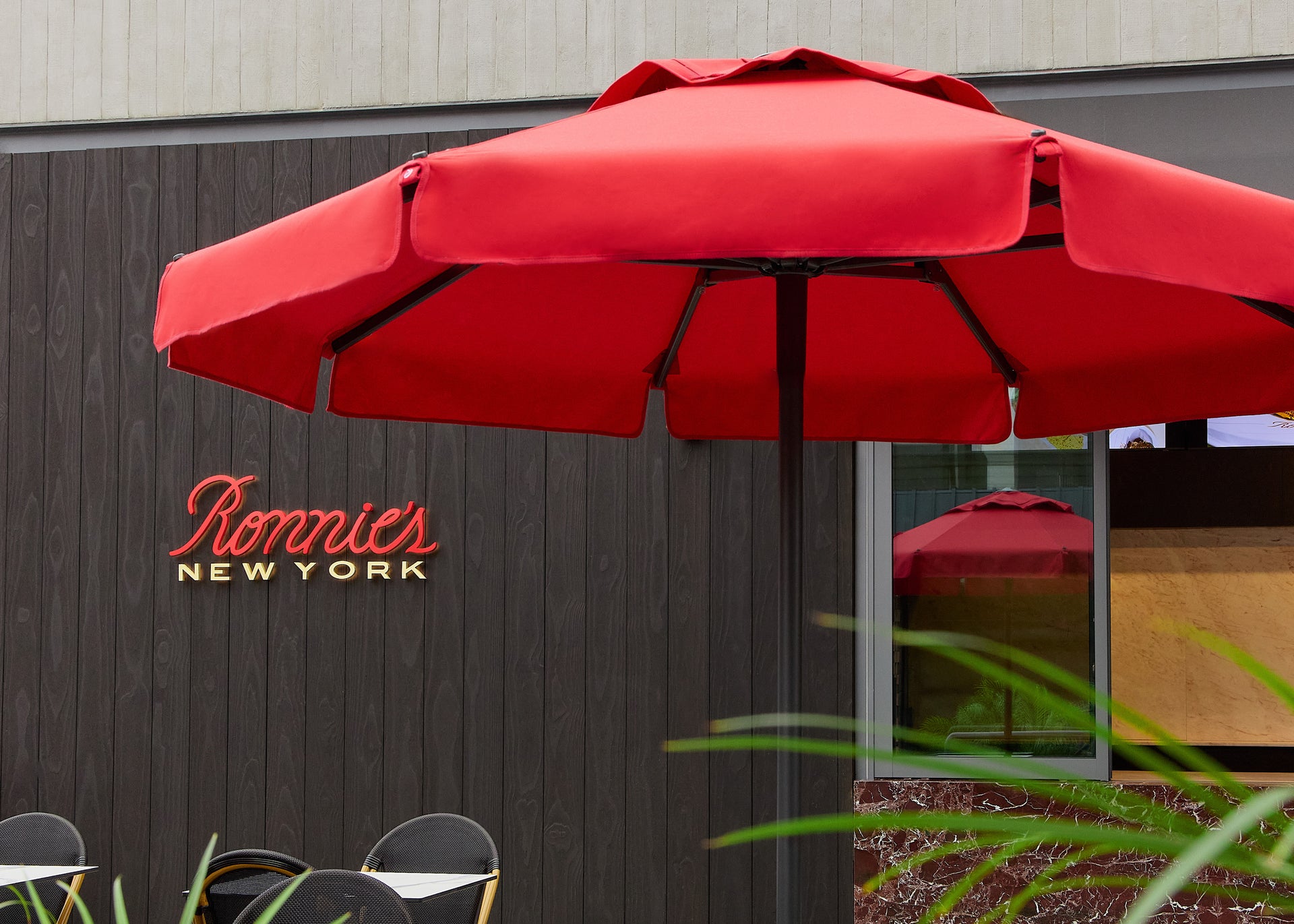 Featured | Ronnie's Pronto