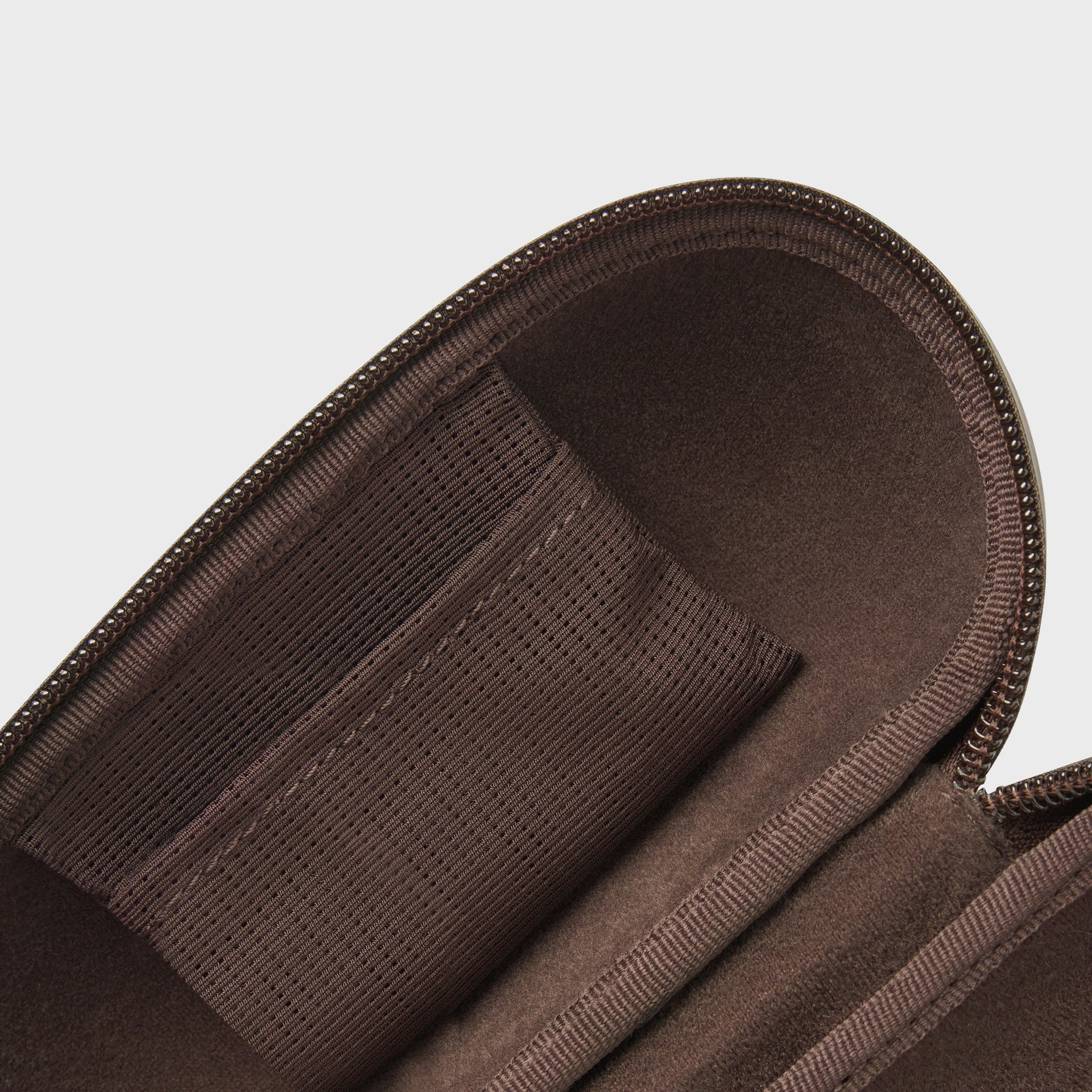 NikeSKIMS Hardshell Glasses Case - Phoenix