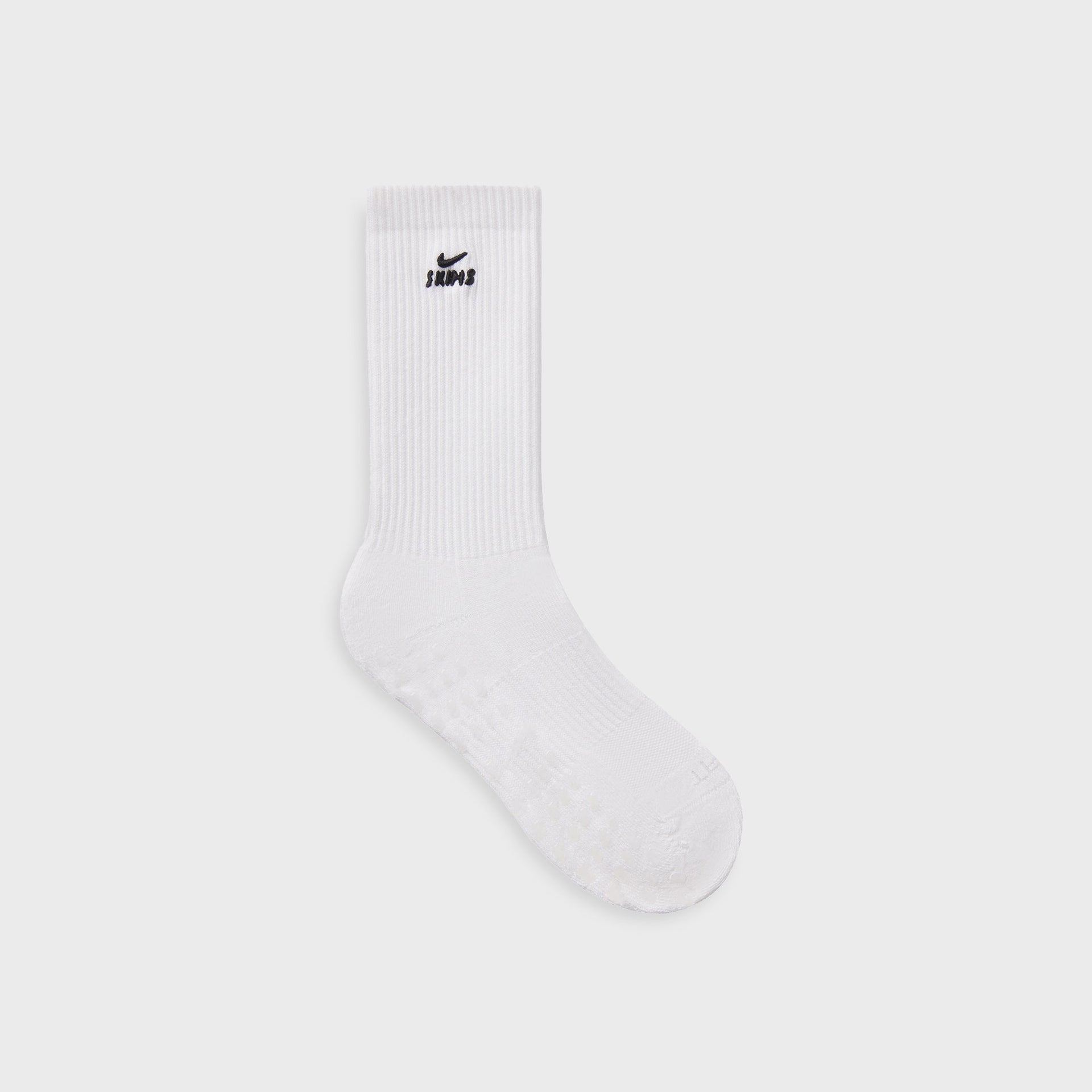 NikeSKIMS Dri-FIT Pilates Grip Crew Socks - Snow