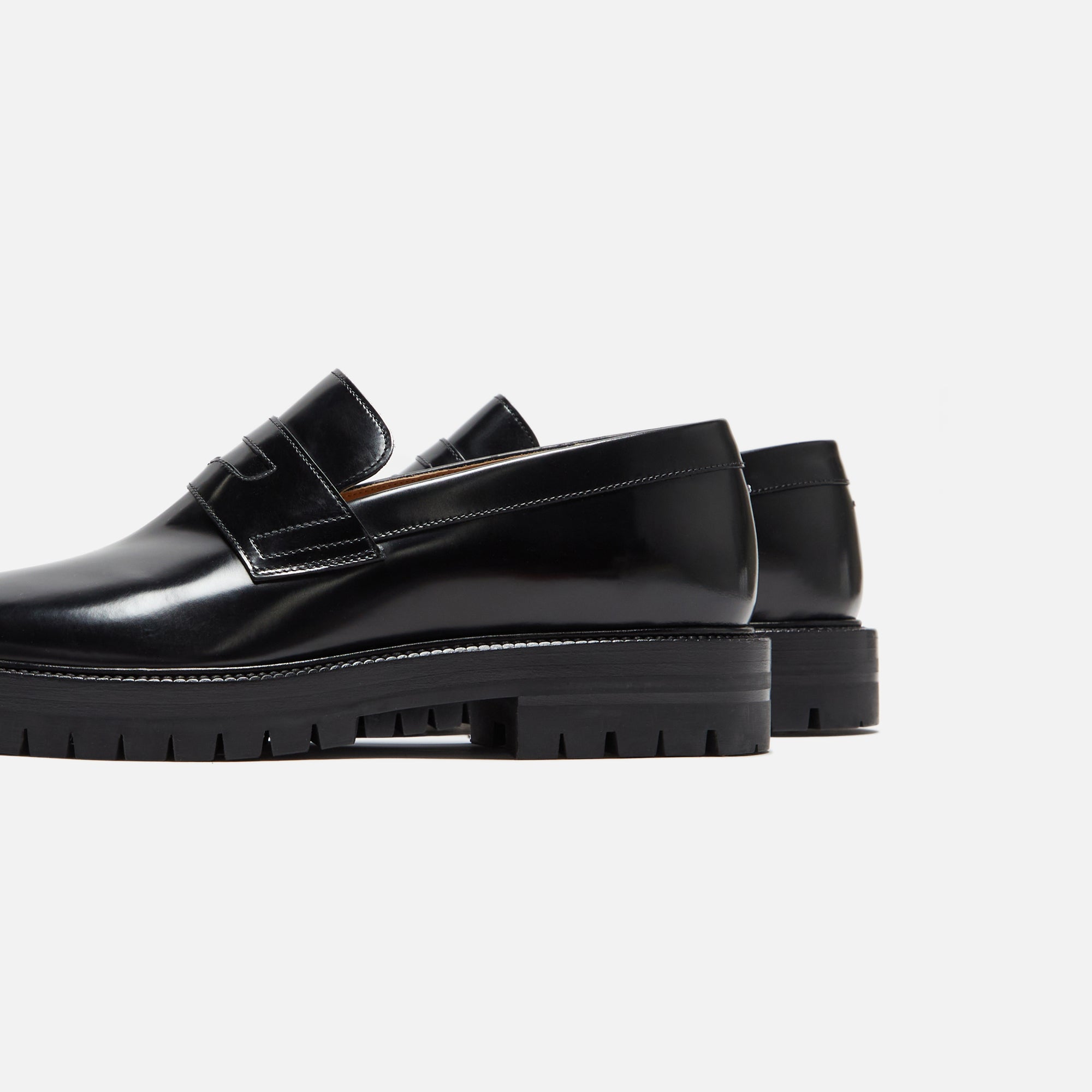 Maison Margiela Tabi County Loafer - Black – Kith