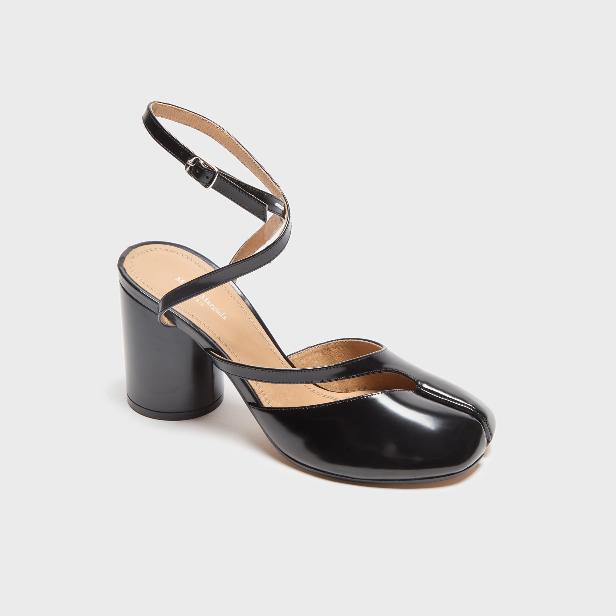 Maison Margiela Tabi Sandal Pump H80 - Black – Kith