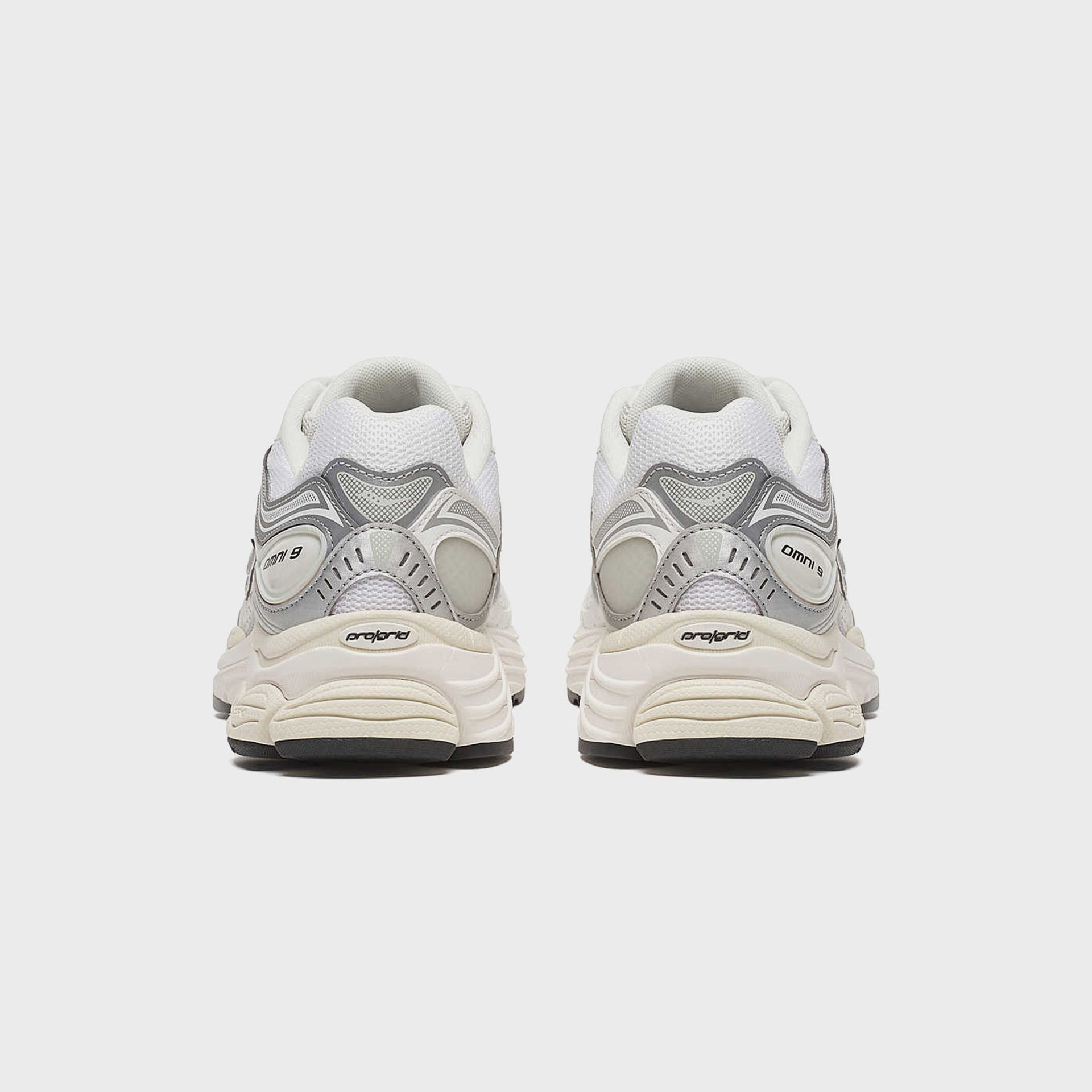 Saucony Progrid Omni 9 TMY - White / Silver