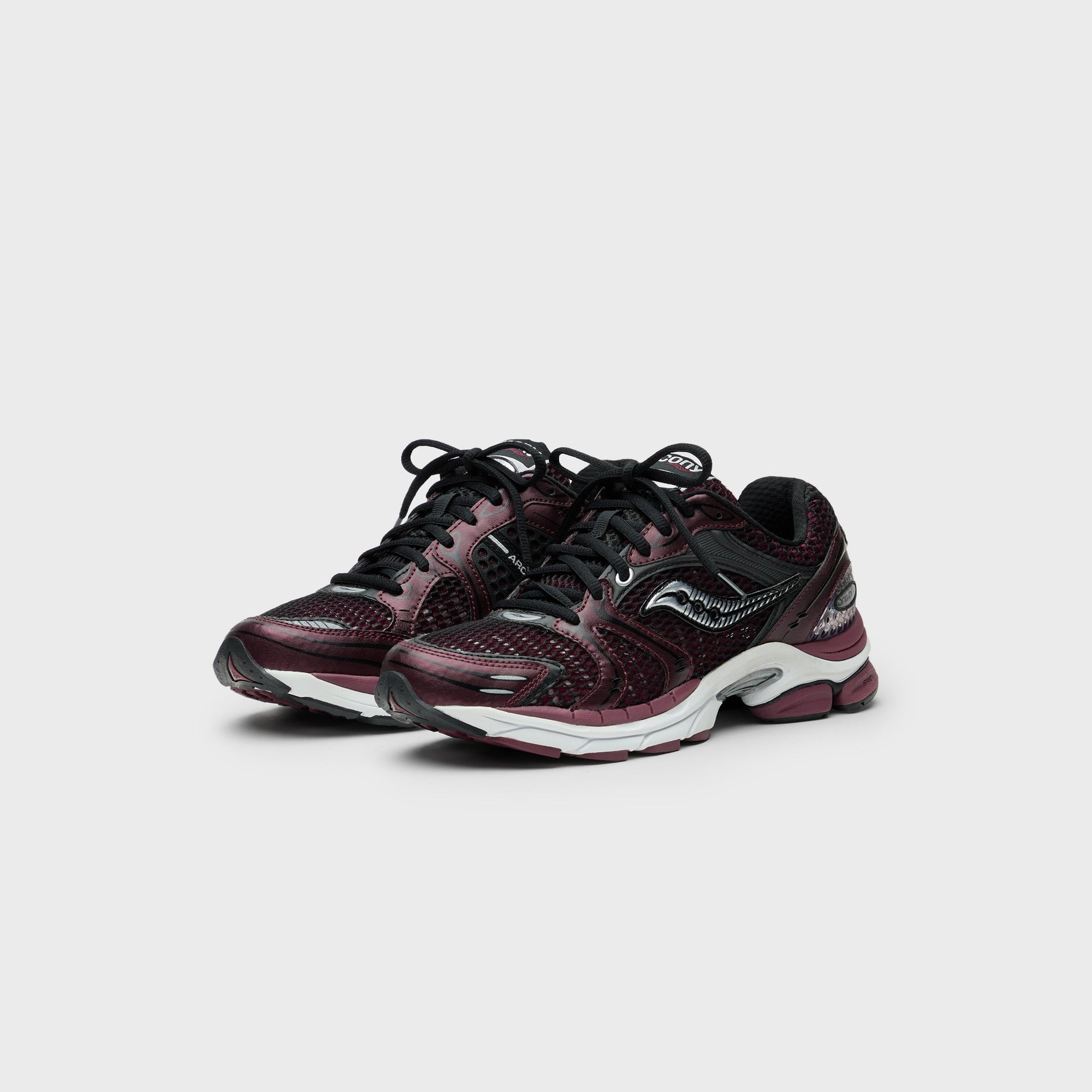 Saucony Progrid Triumph 4 - Maroon / Black