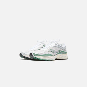 Saucony Progrid Omni 9 - Ivory / Green