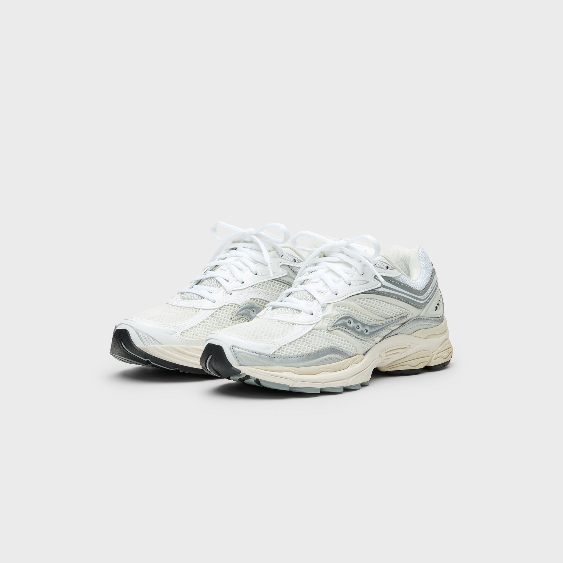 Saucony Progrid Omni 9 TMY - White / Silver