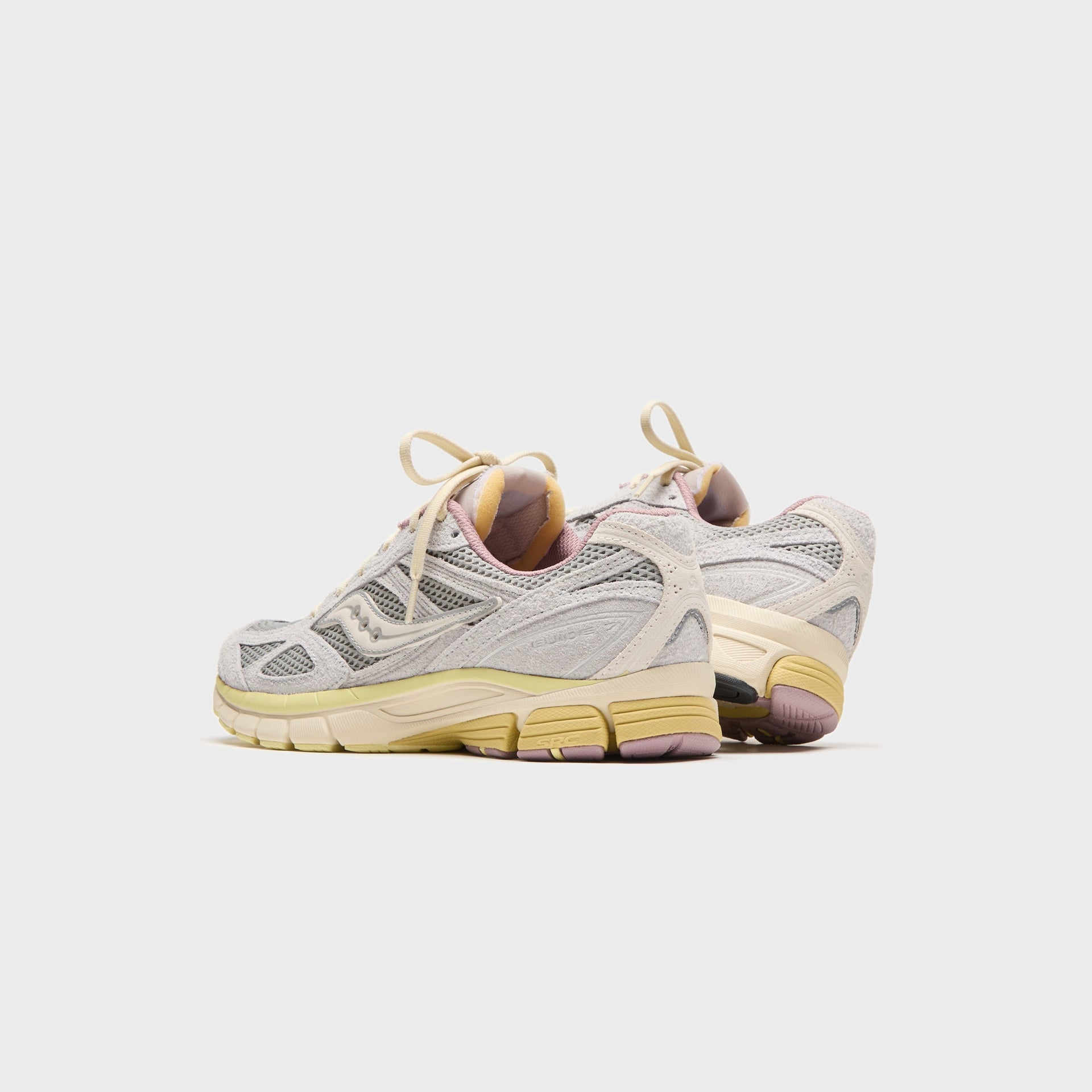 Saucony x 3Sixteen Studios Guide v7.3s - Graphite