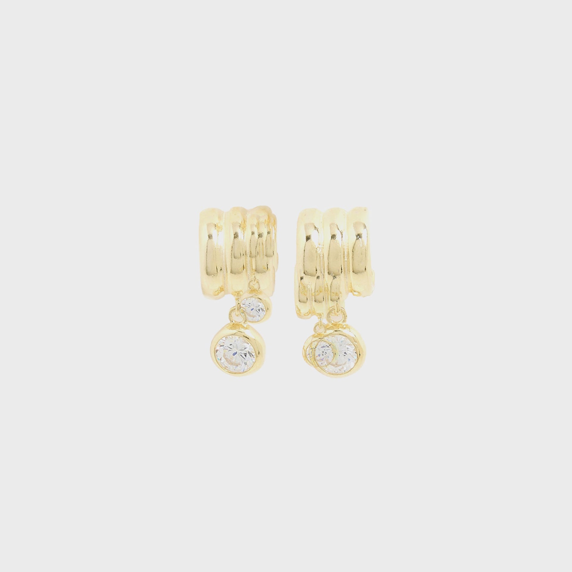 SHASHI Robyn Huggie Earring - Gold