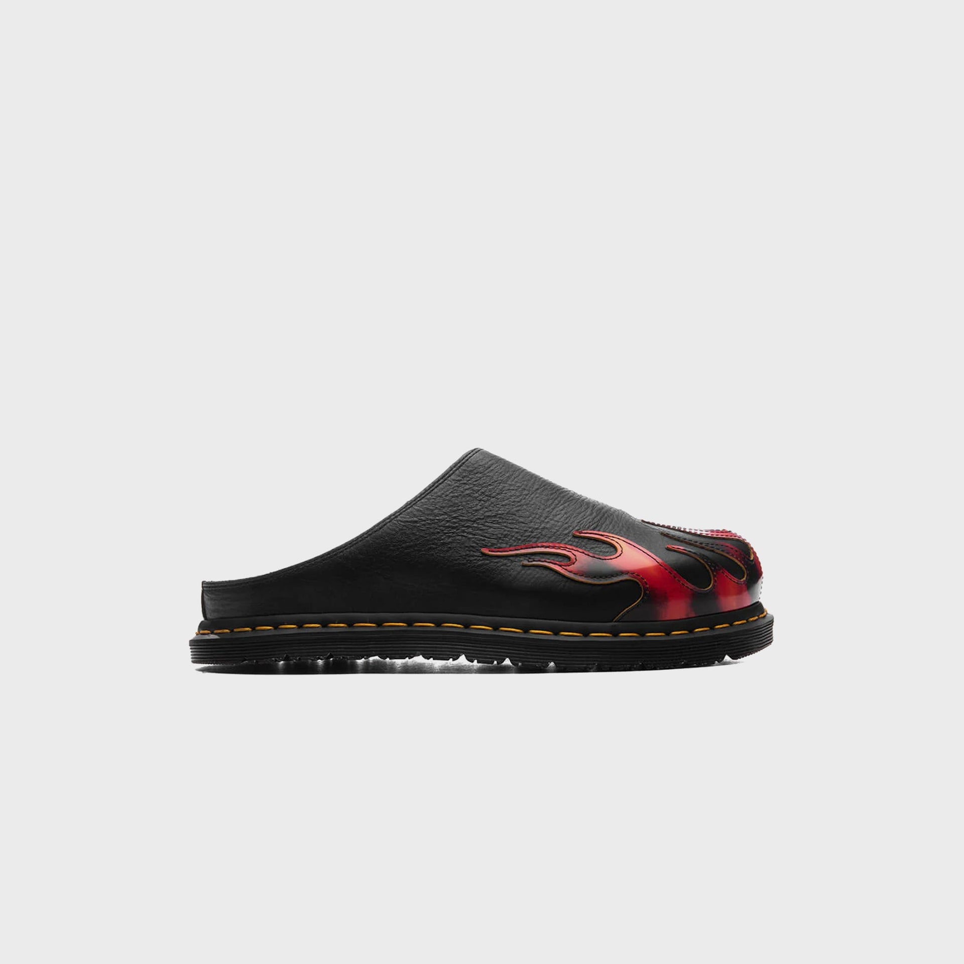 Dr. Martens San Mule - Flame XLD / Black