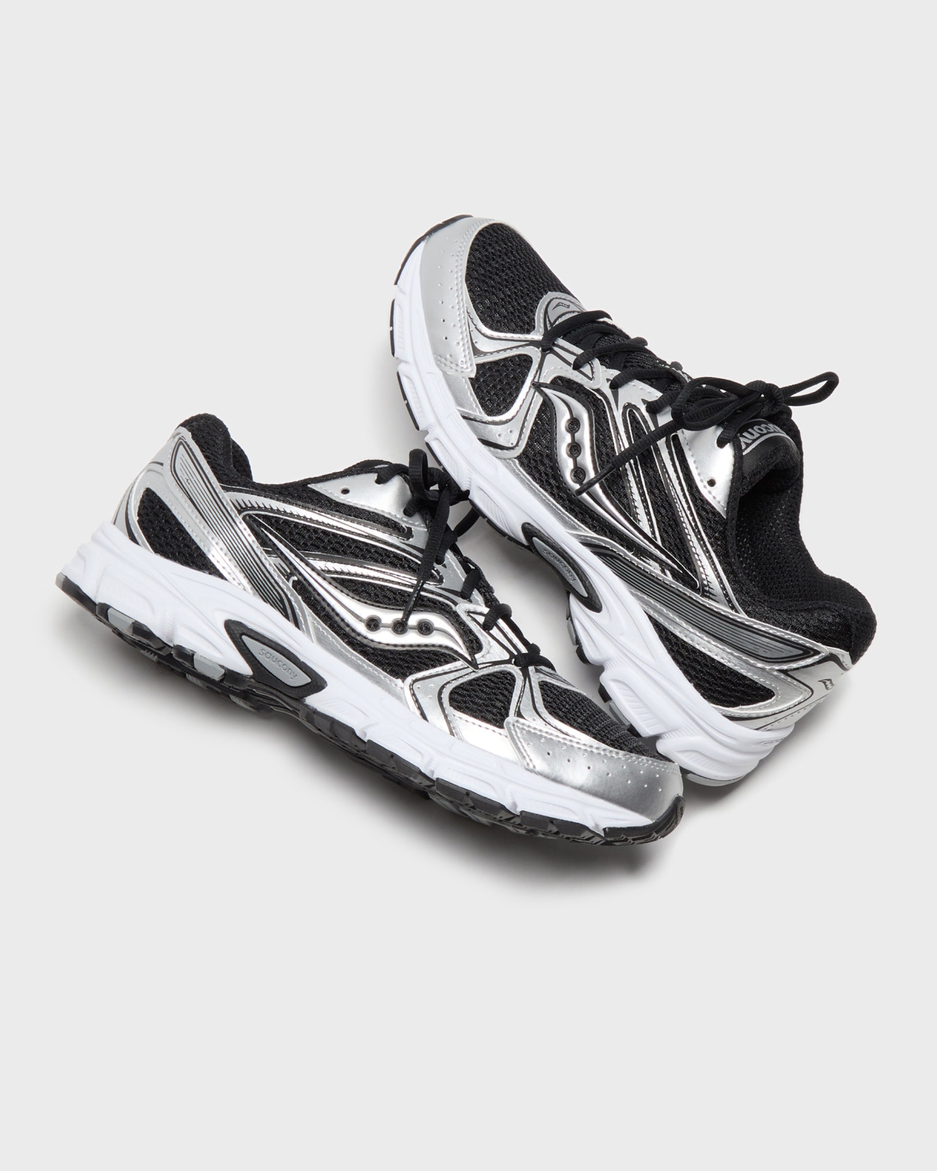 Saucony