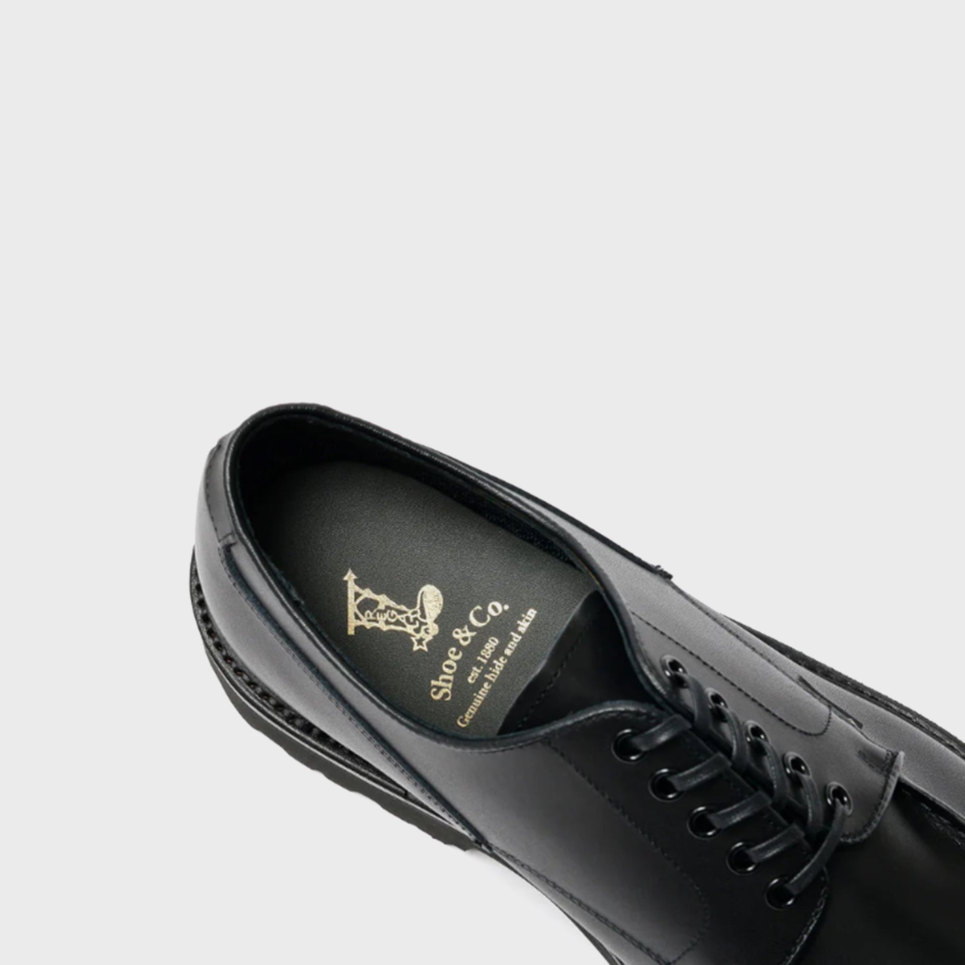 Regal Shoe & Co. U-Tip GTX Embossed - Black