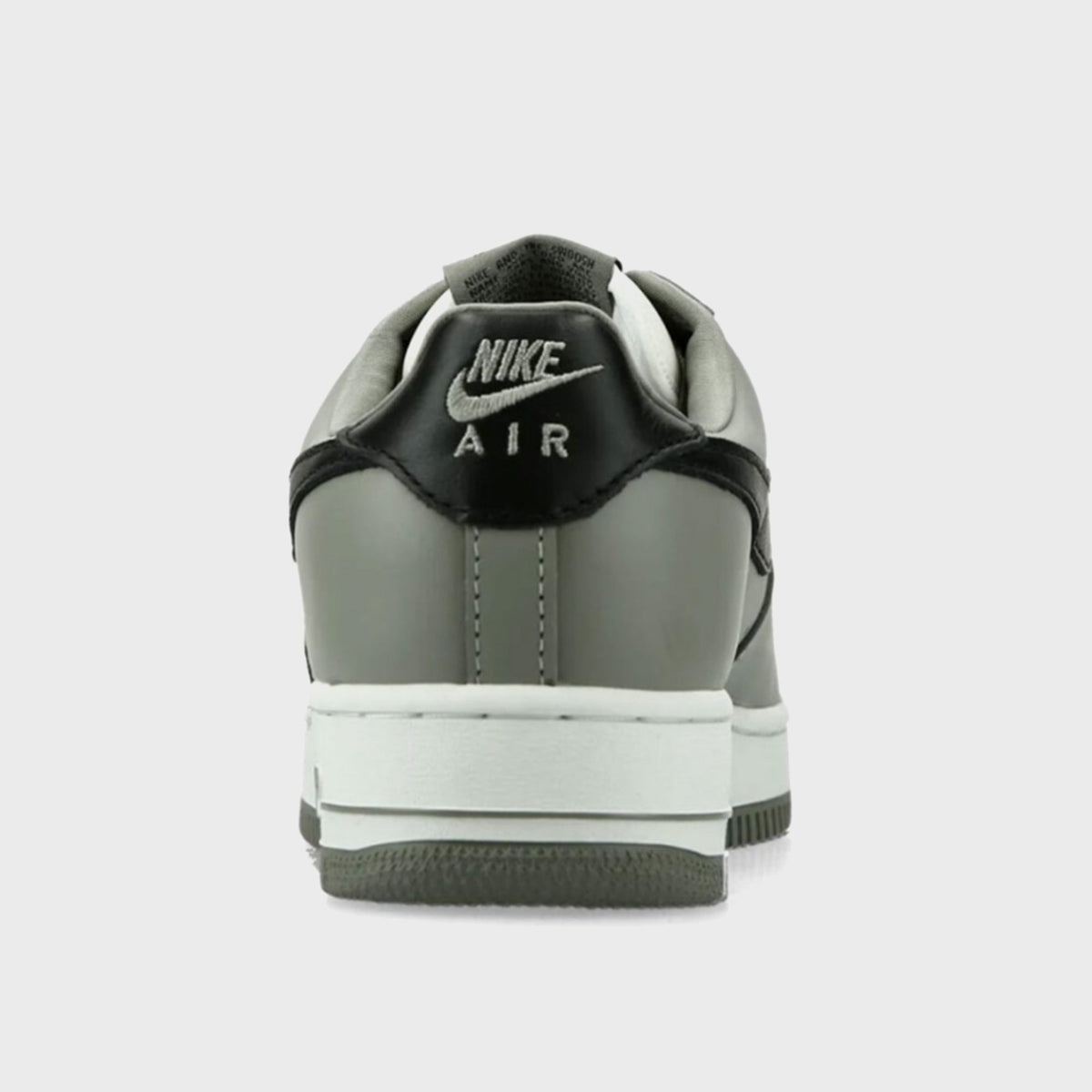 Nike Air Force 1 Low '01 - Light Army / Black / Sail